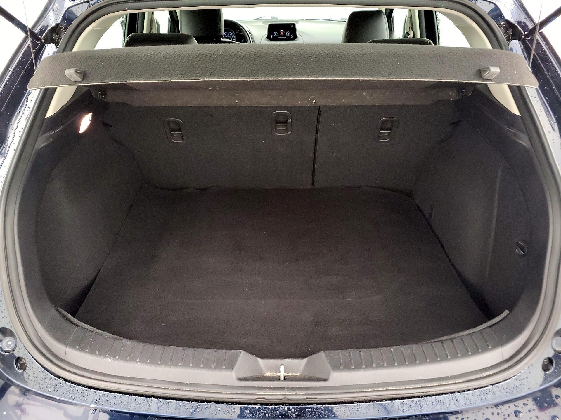 Thumbnail: 2018 Mazda Mazda3 - 18