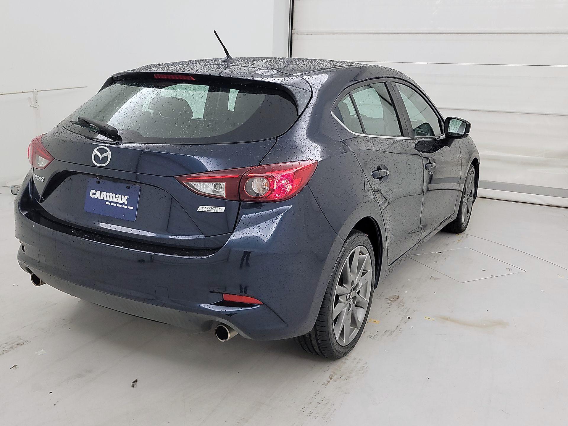 Thumbnail: 2018 Mazda Mazda3 - 5