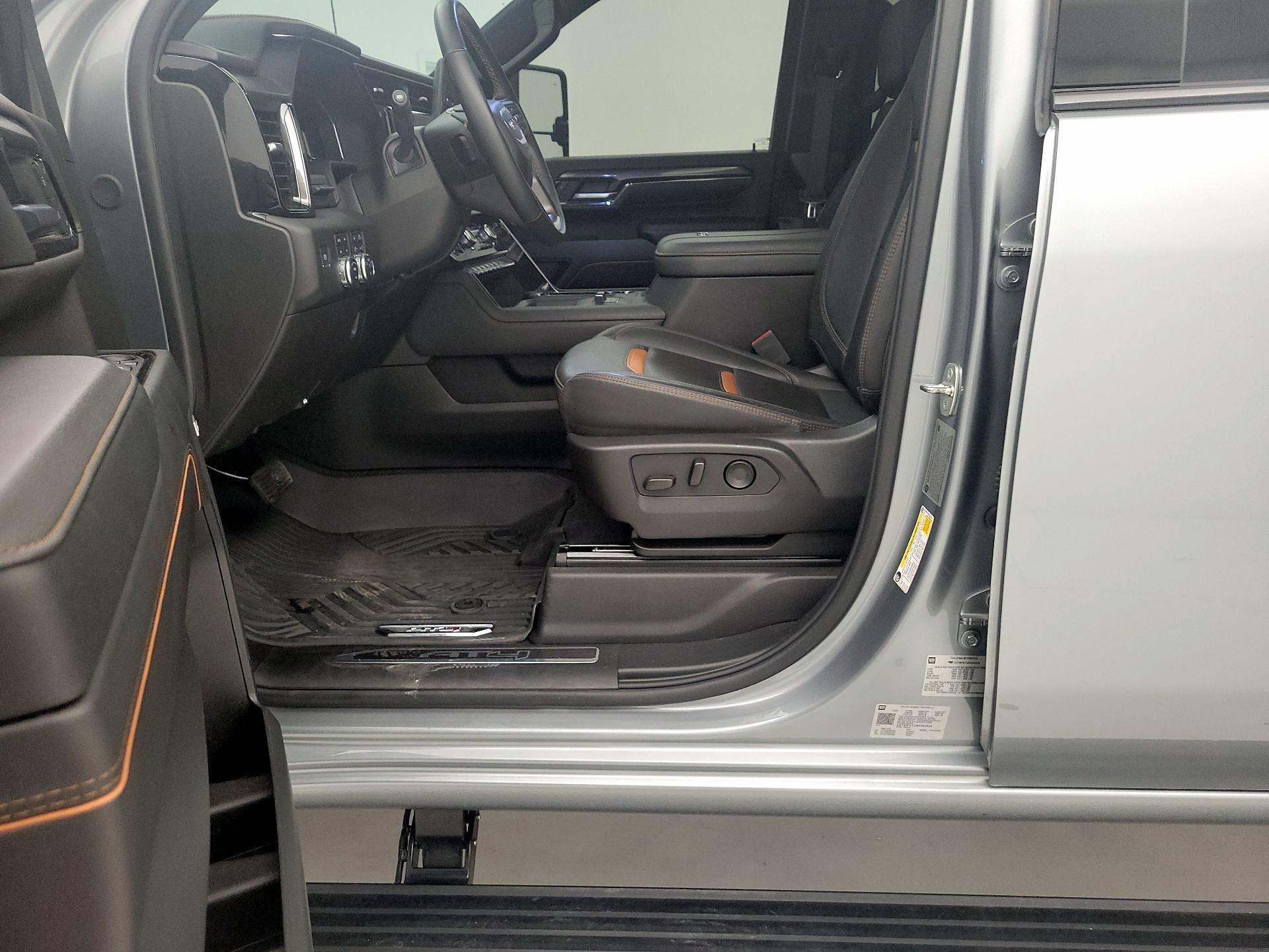 Thumbnail: 2024 GMC Sierra 2500 - 11