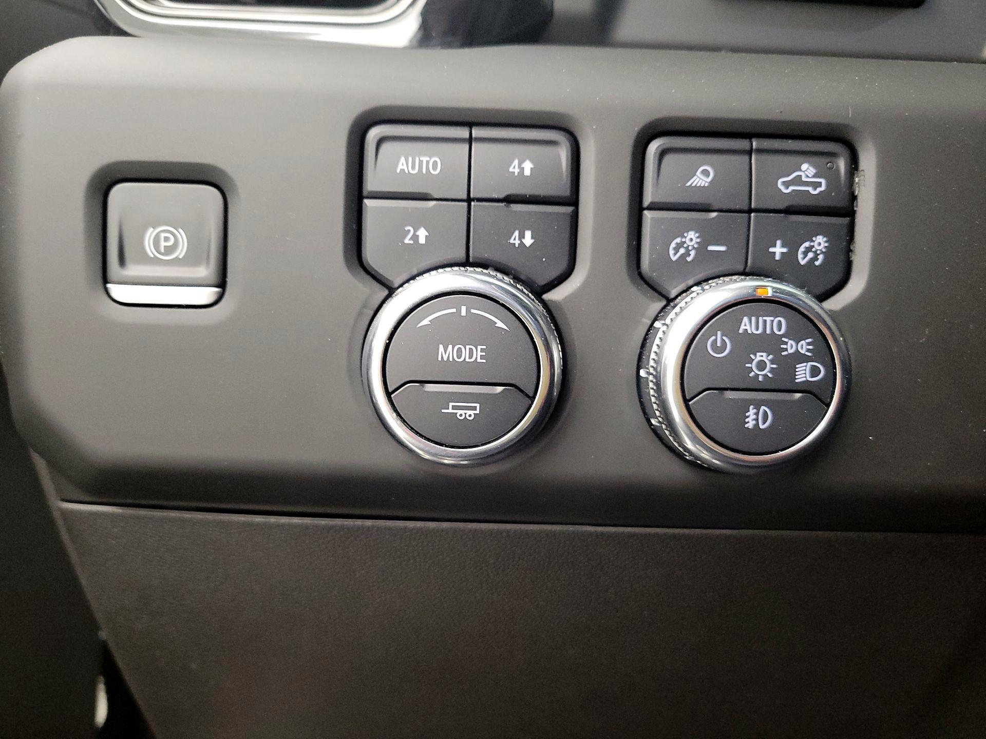 Thumbnail: 2024 GMC Sierra 2500 - 13