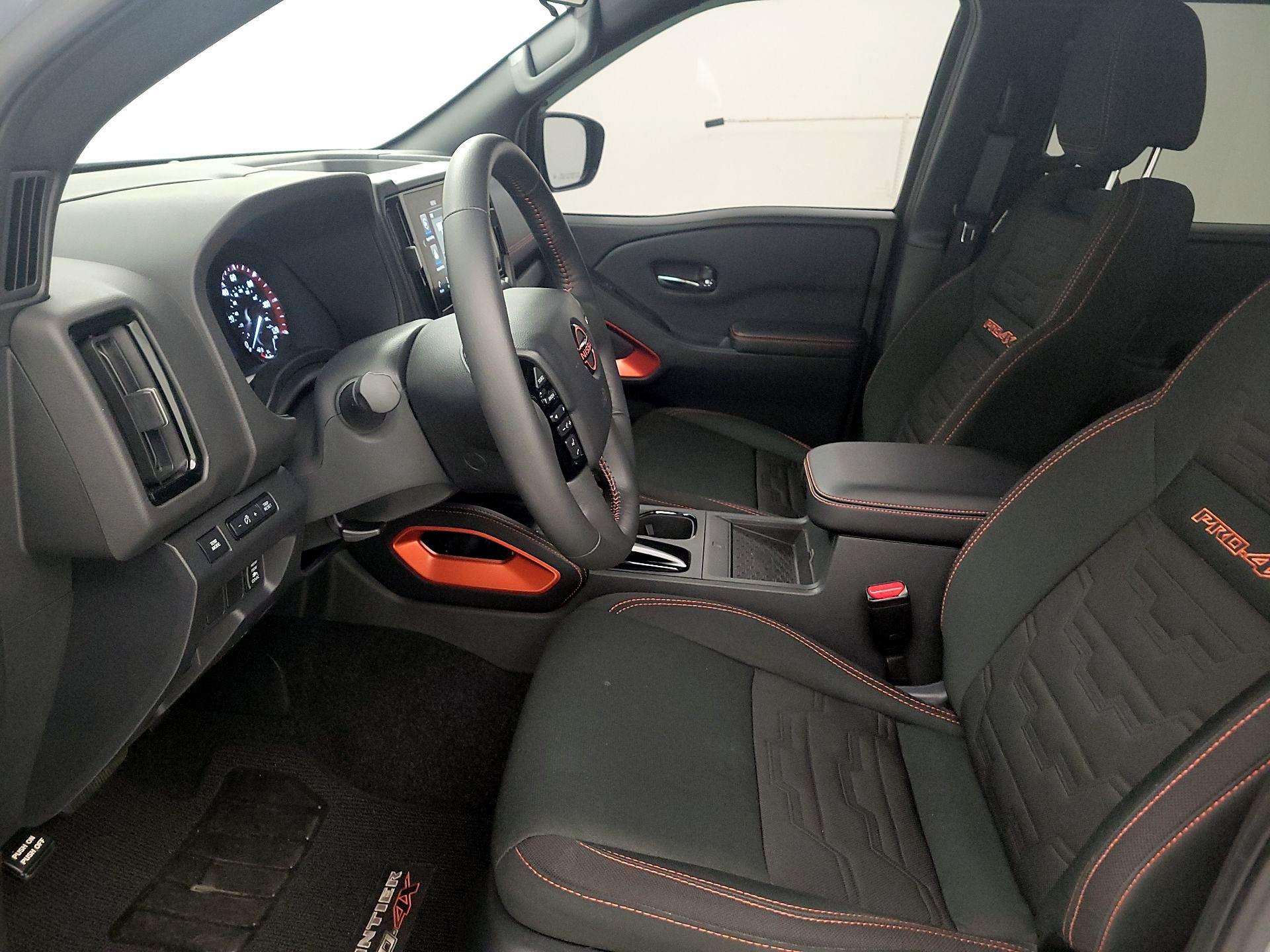 Thumbnail: 2025 Nissan Frontier - 11