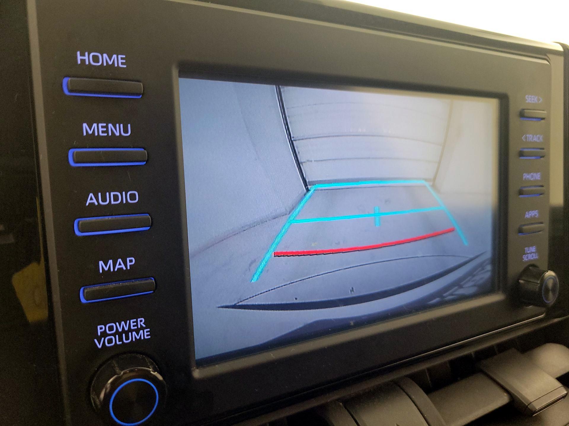 Thumbnail: 2020 Toyota RAV4 - 14