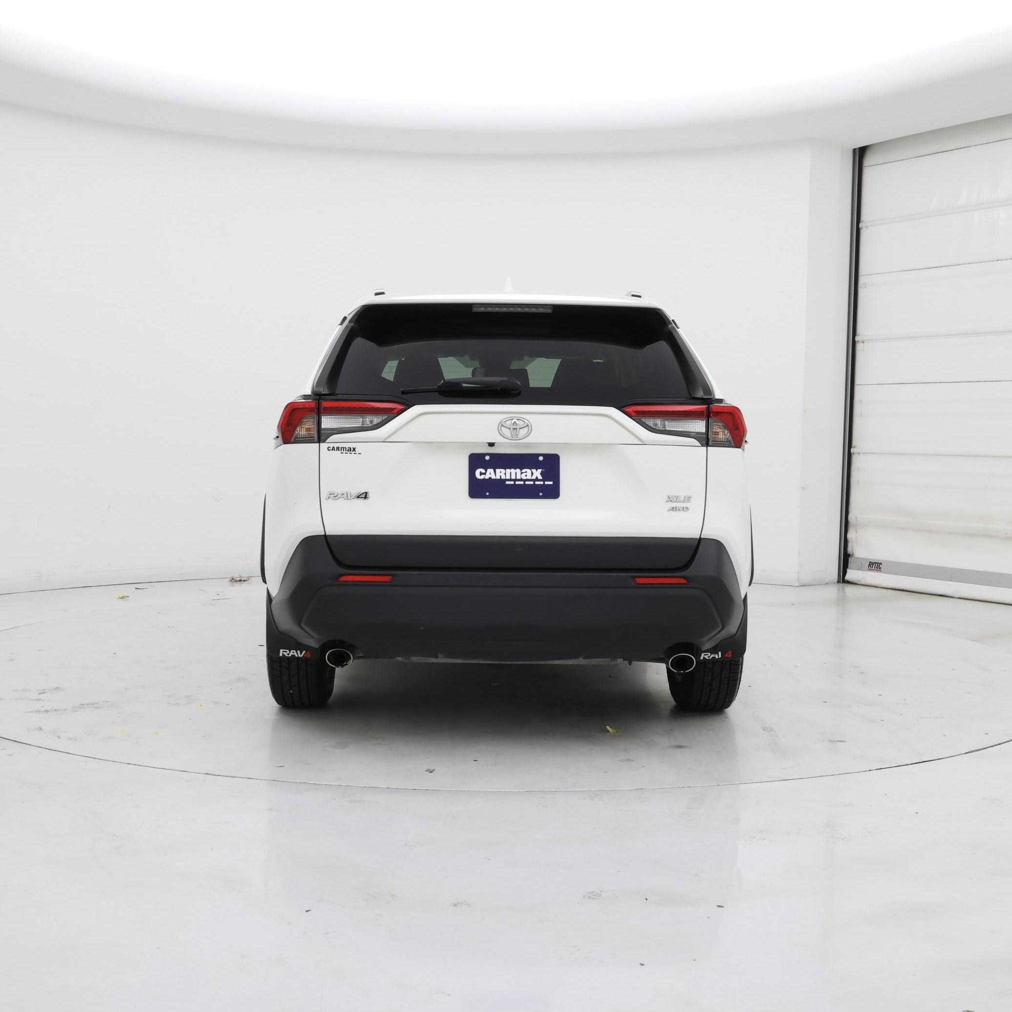 Thumbnail: 2020 Toyota RAV4 - 6