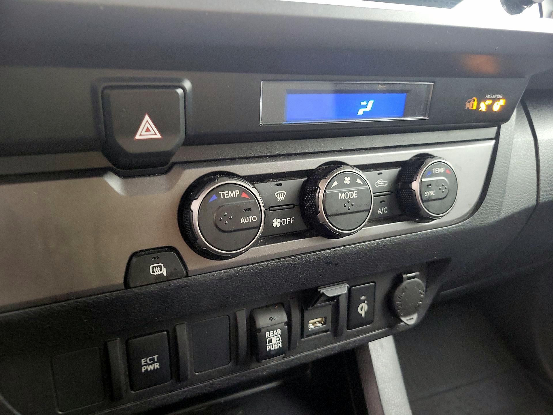 Thumbnail: 2021 Toyota Tacoma - 16