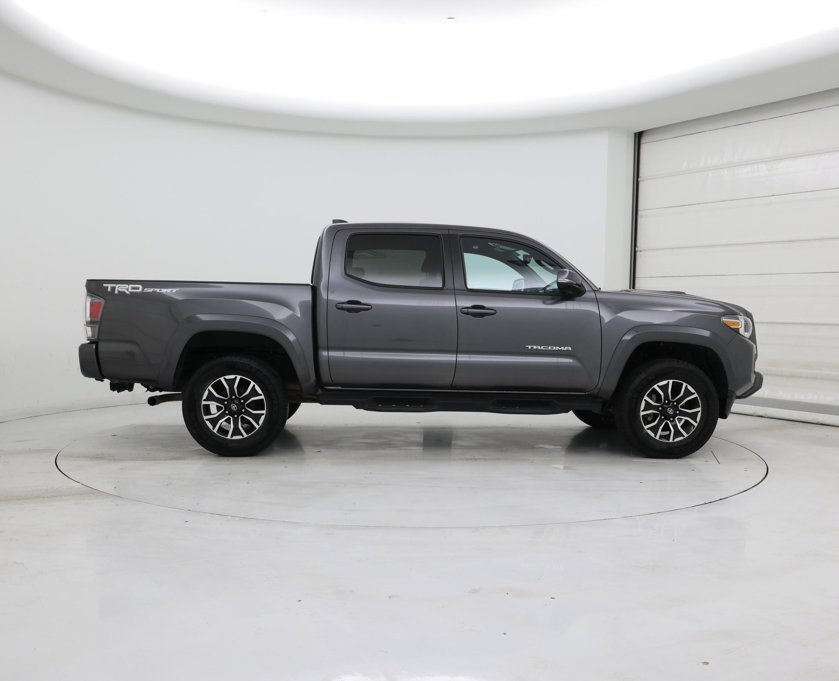 Thumbnail: 2021 Toyota Tacoma - 7