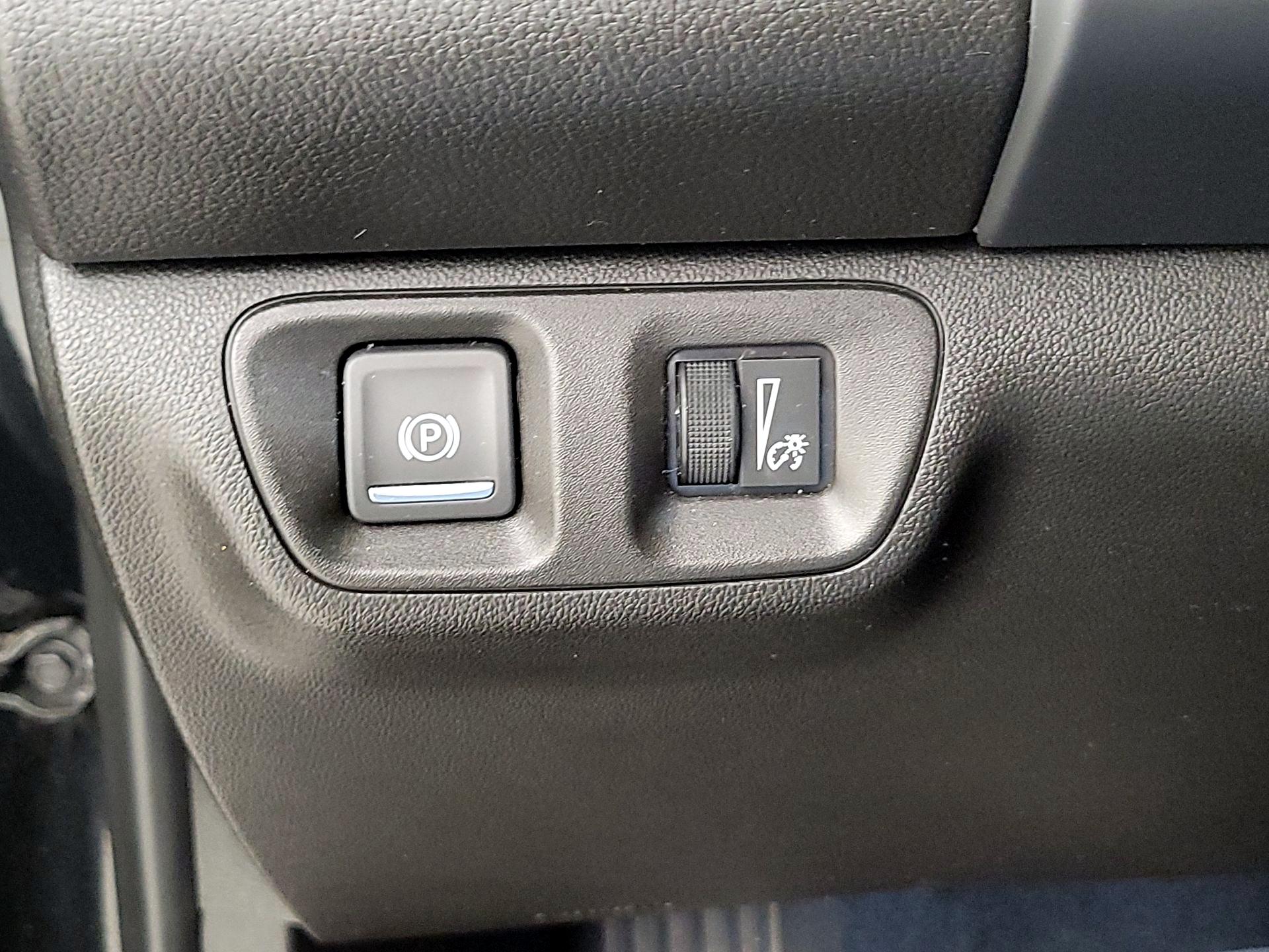 Thumbnail: 2022 GMC Acadia - 11