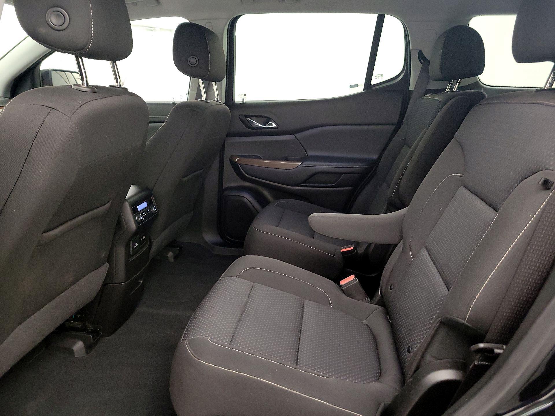 Thumbnail: 2022 GMC Acadia - 17