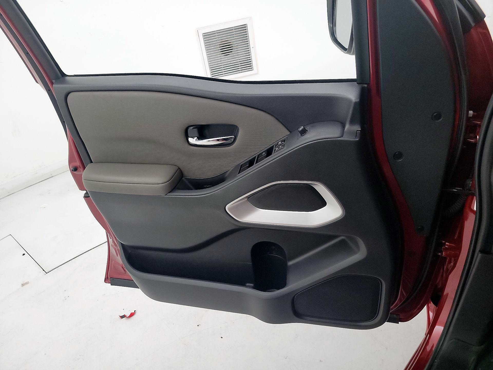 Thumbnail: 2023 Nissan Frontier - 12