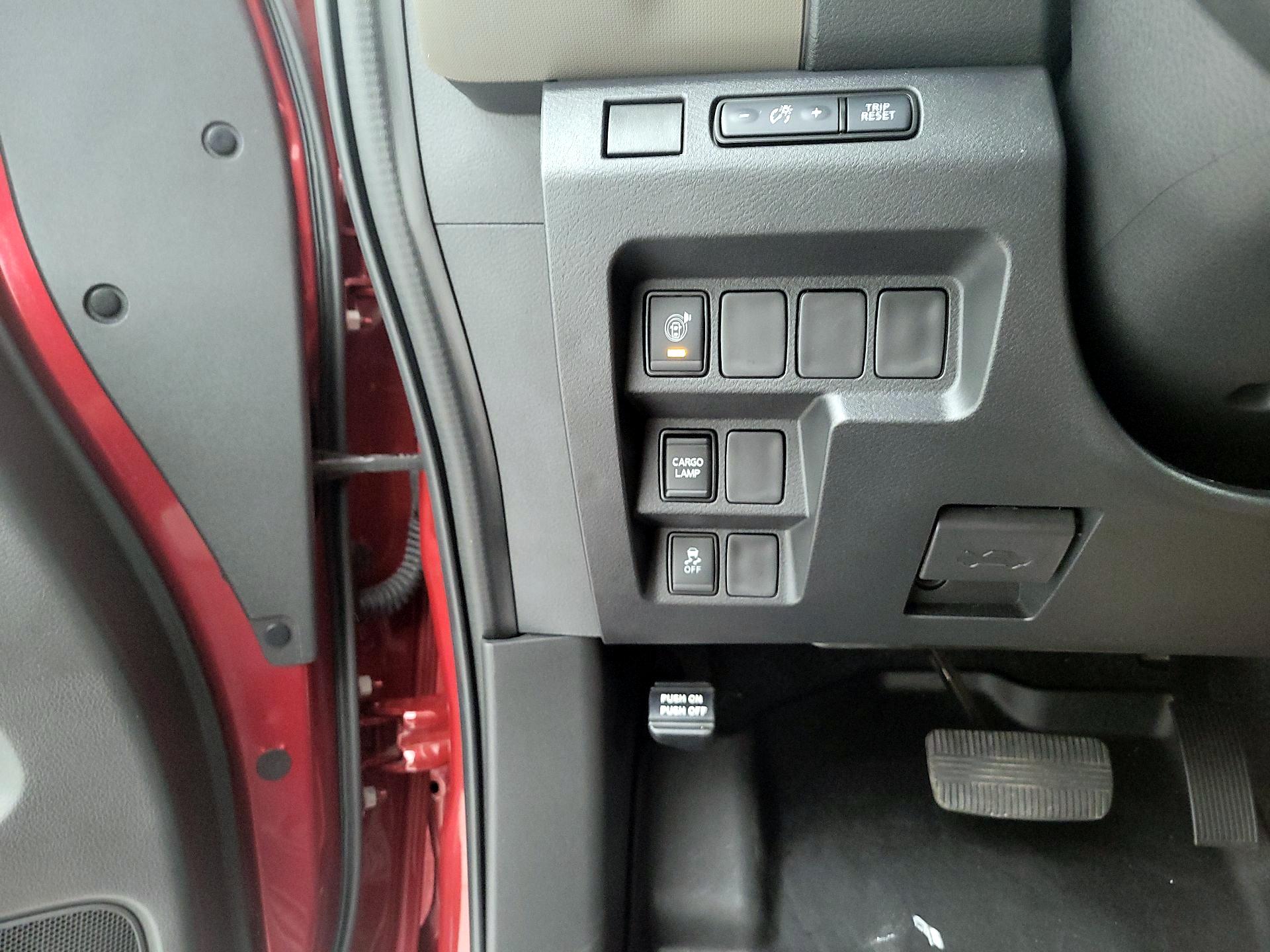 Thumbnail: 2023 Nissan Frontier - 13