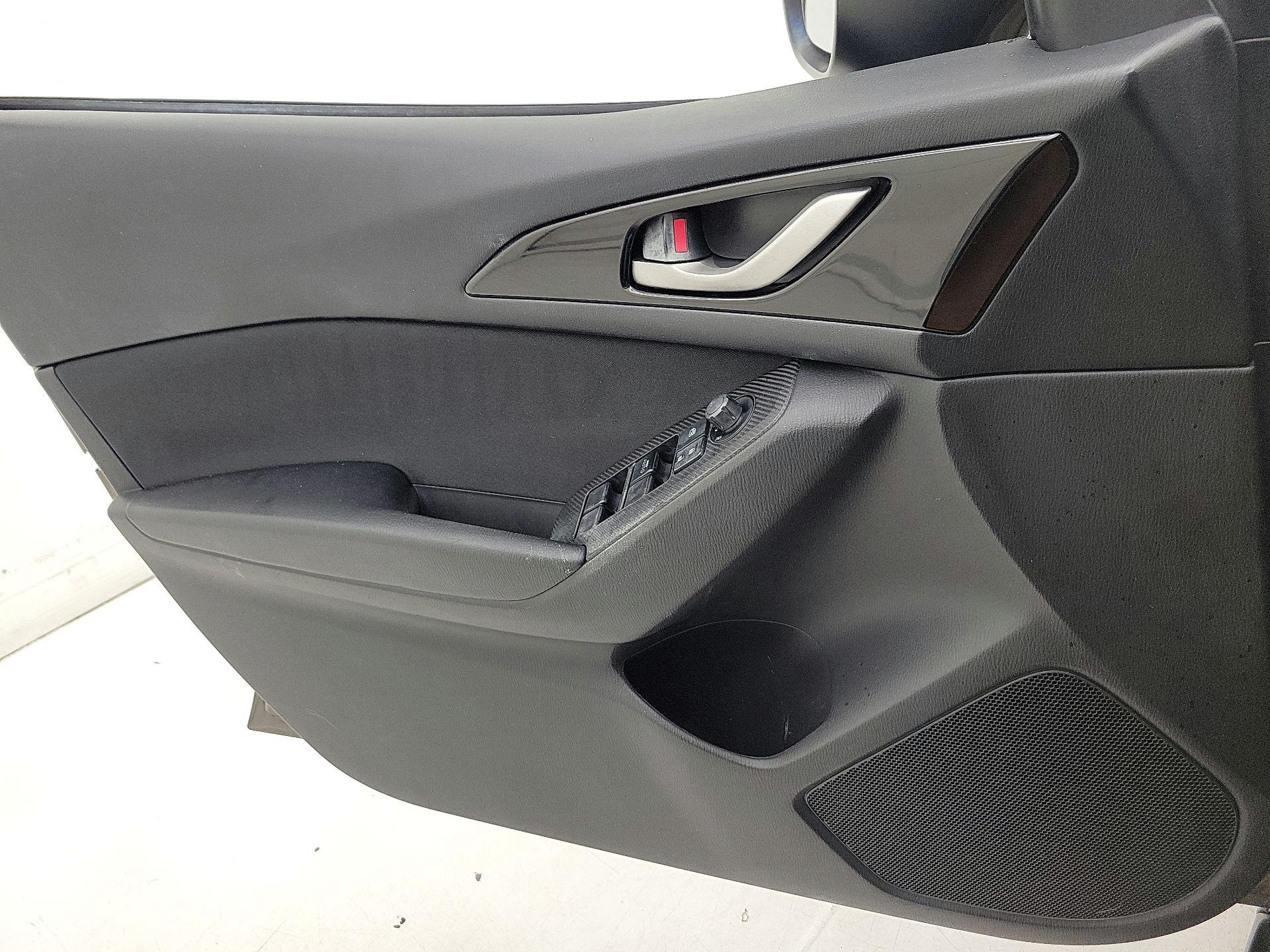 Thumbnail: 2014 Mazda Mazda3 - 12