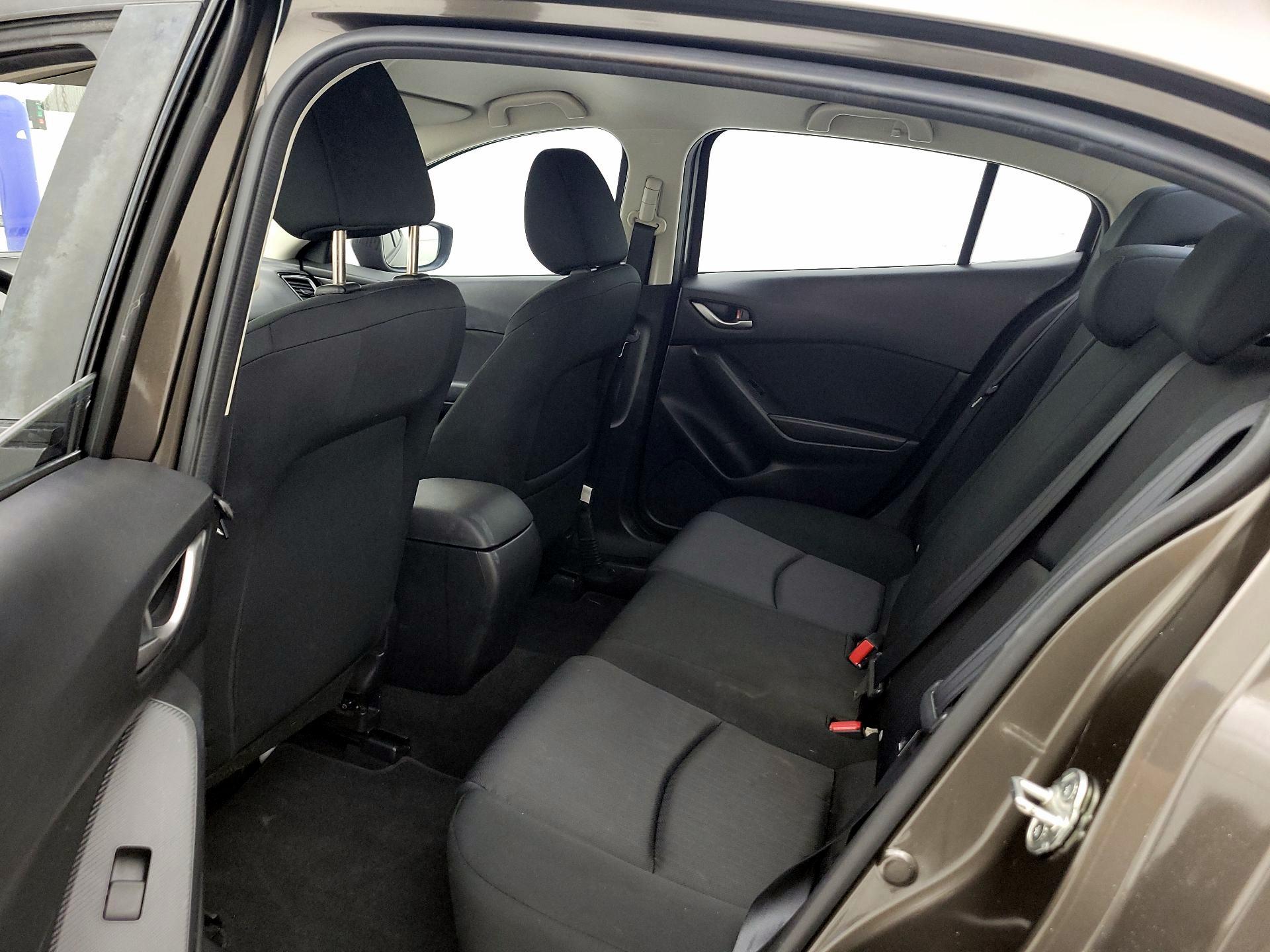 Thumbnail: 2014 Mazda Mazda3 - 17