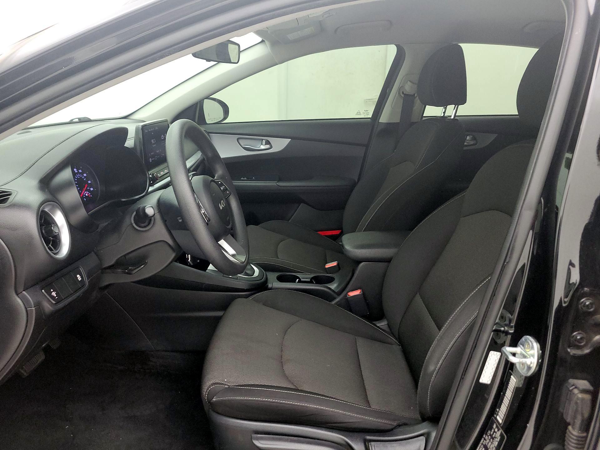 Thumbnail: 2023 Kia Forte - 11