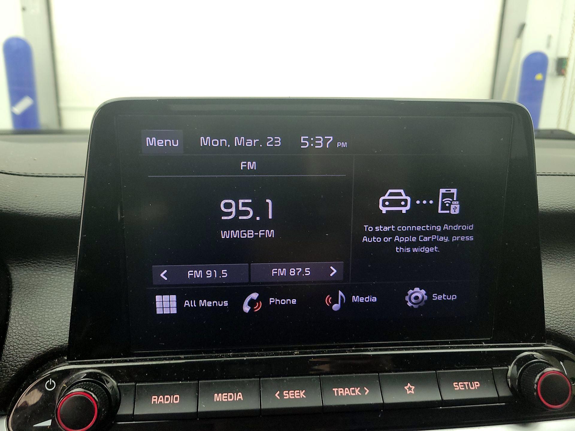 Thumbnail: 2023 Kia Forte - 15