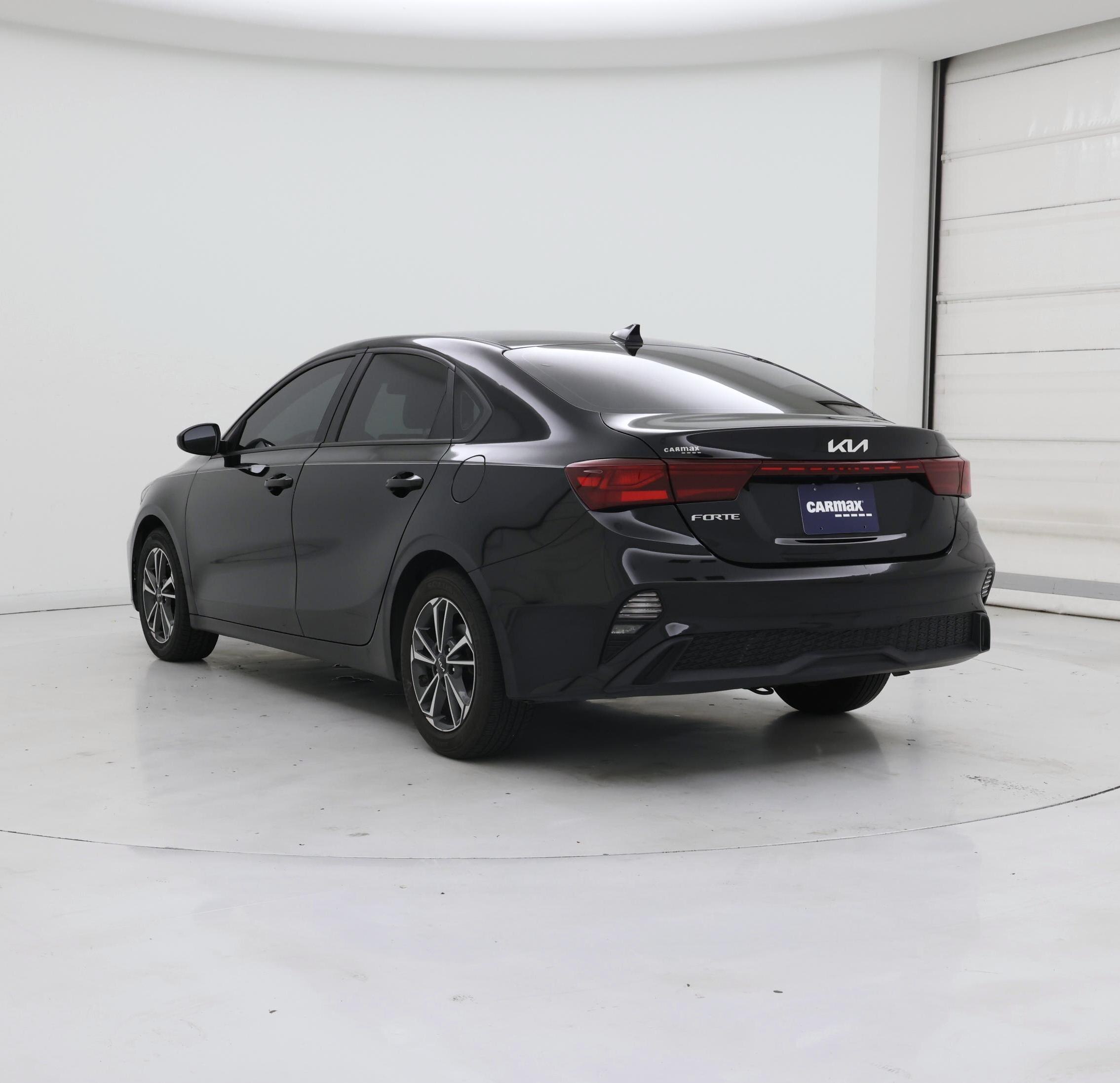 Thumbnail: 2023 Kia Forte - 2