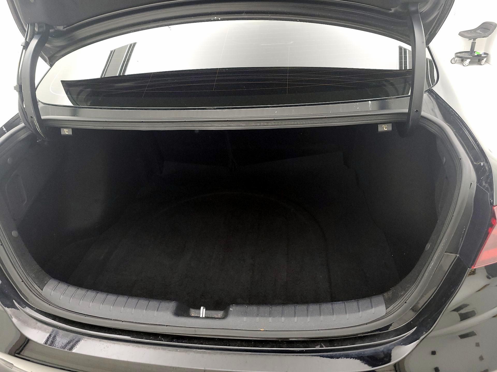 Thumbnail: 2023 Kia Forte - 20