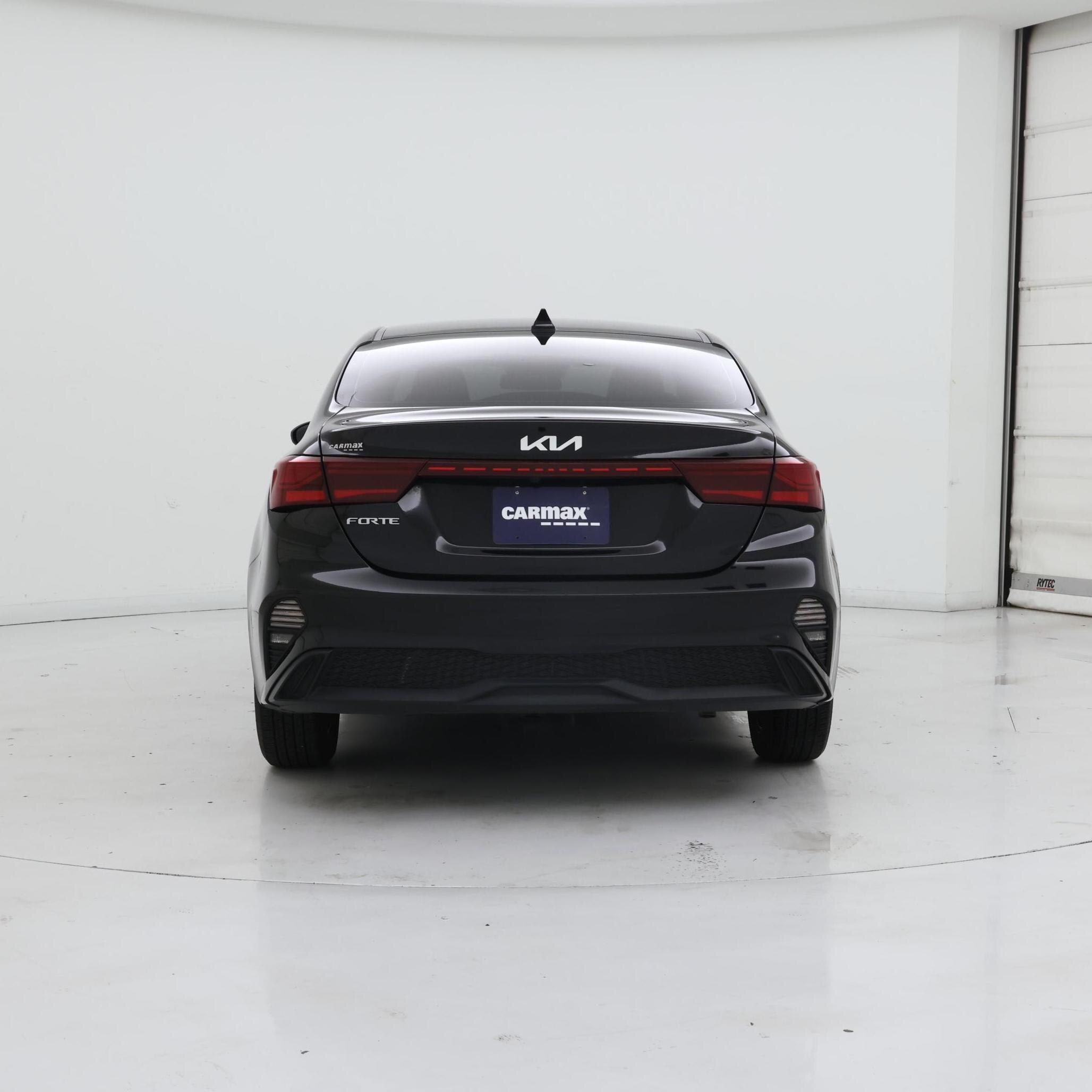 Thumbnail: 2023 Kia Forte - 6