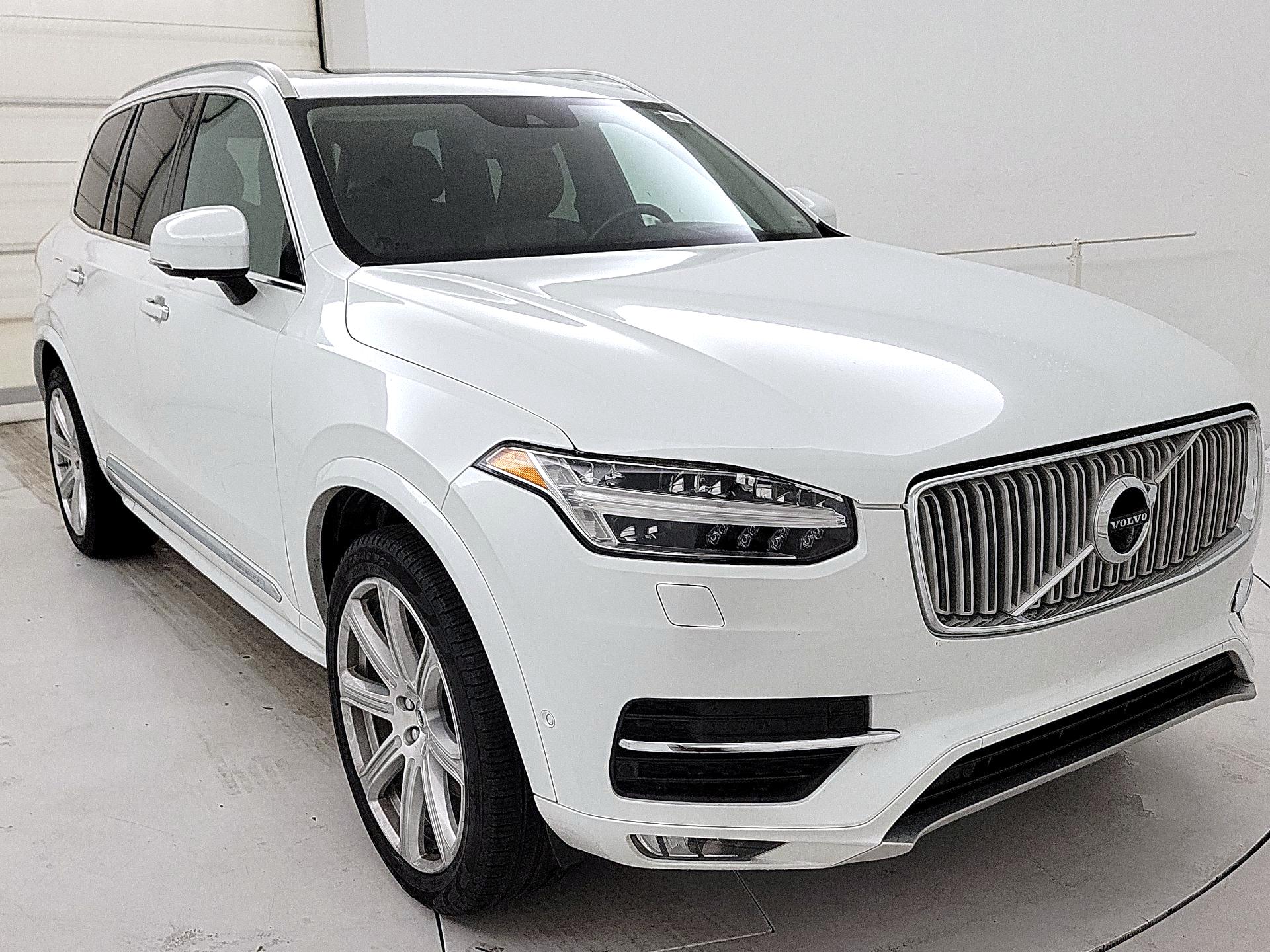 Thumbnail: 2019 Volvo XC90 - 1