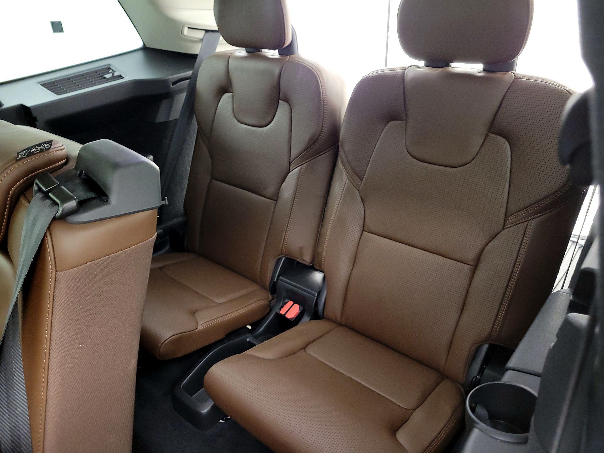 Thumbnail: 2019 Volvo XC90 - 19