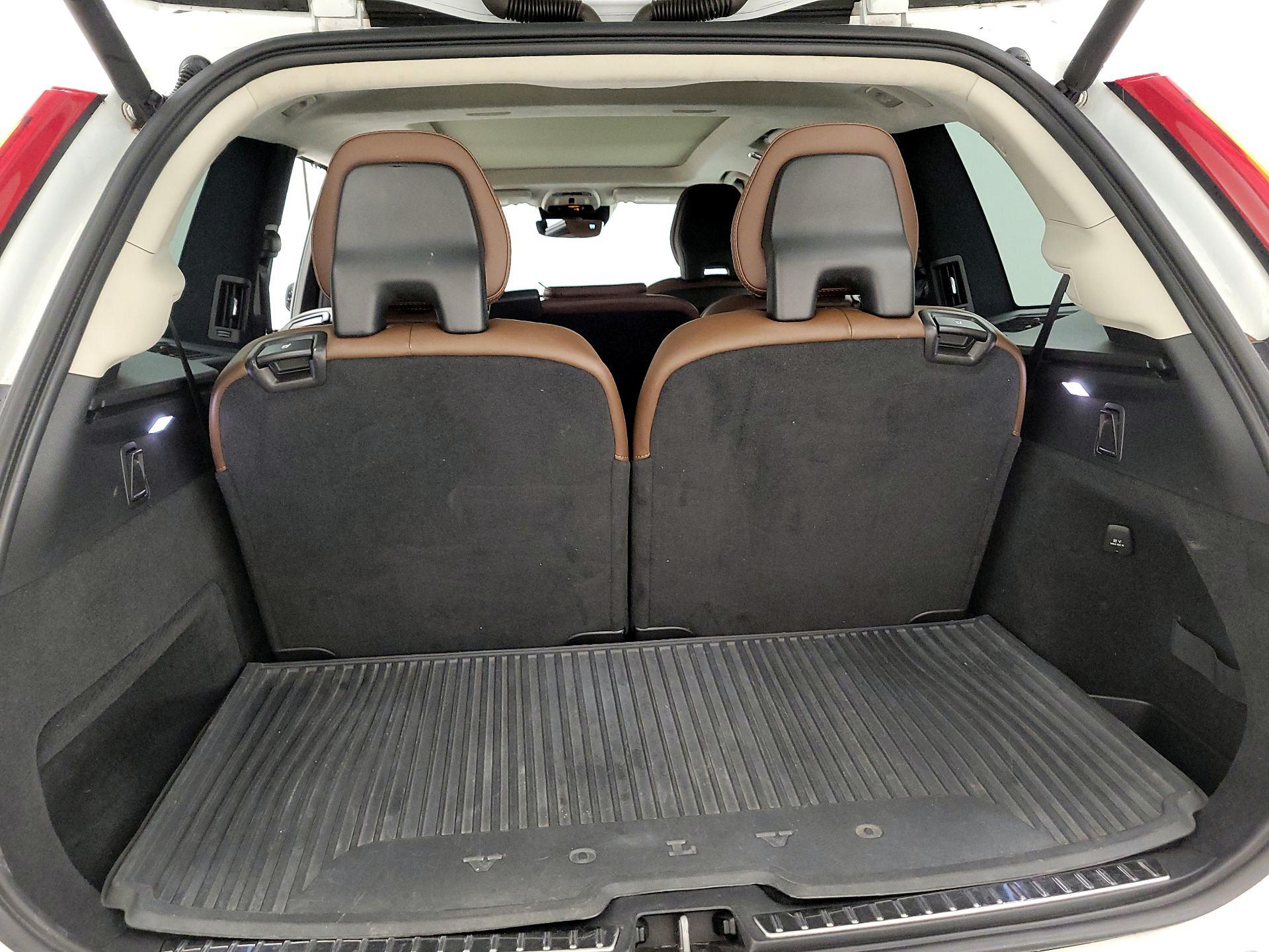 Thumbnail: 2019 Volvo XC90 - 20