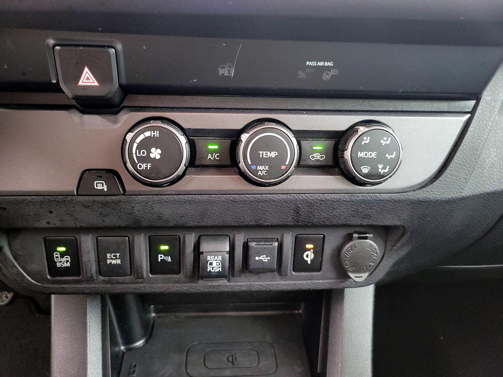 Thumbnail: 2020 Toyota Tacoma - 14