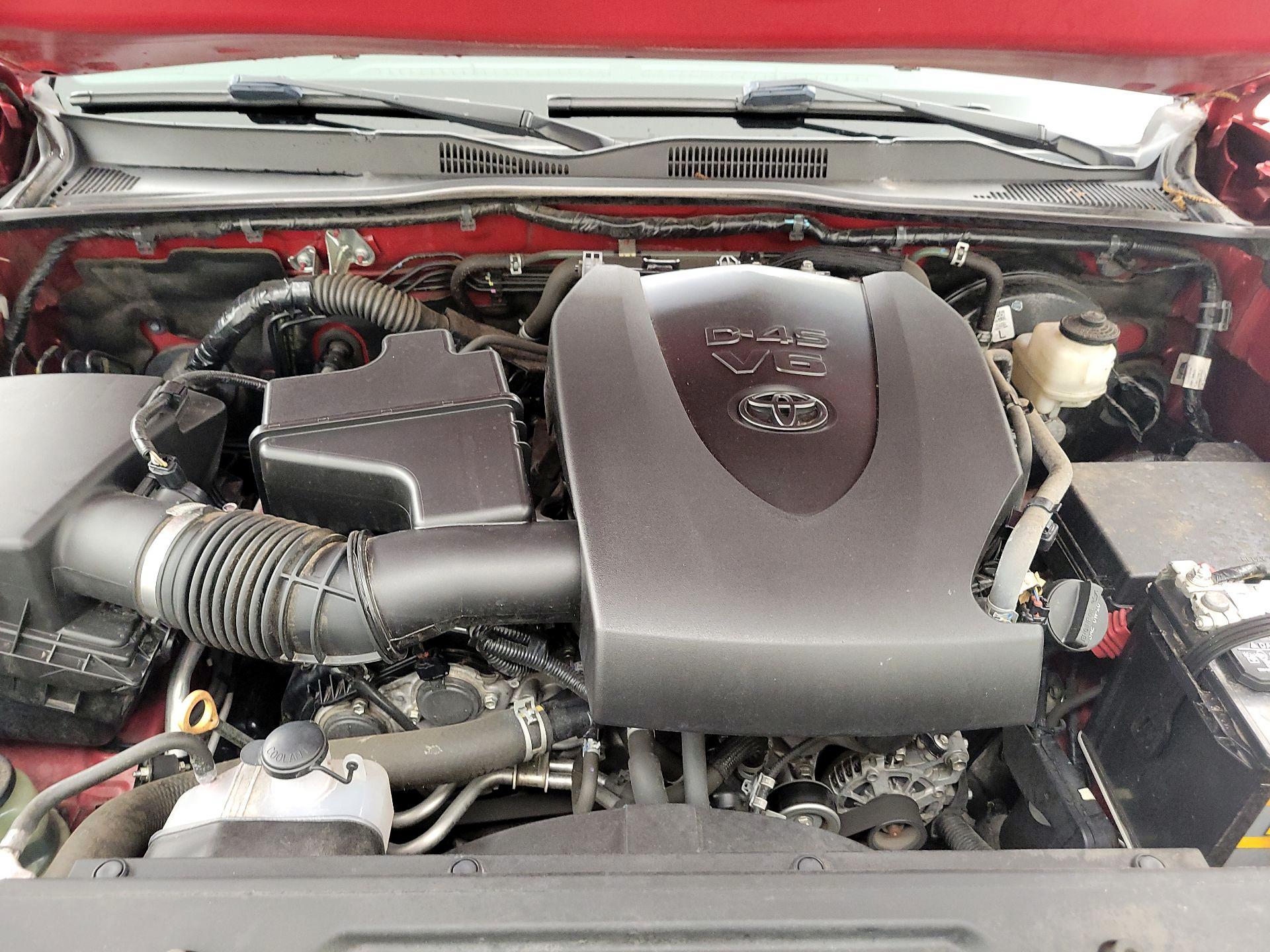 Thumbnail: 2020 Toyota Tacoma - 18