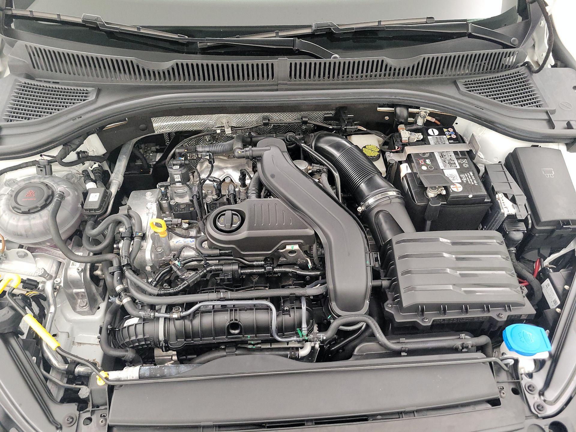 Thumbnail: 2023 Volkswagen Jetta - 19