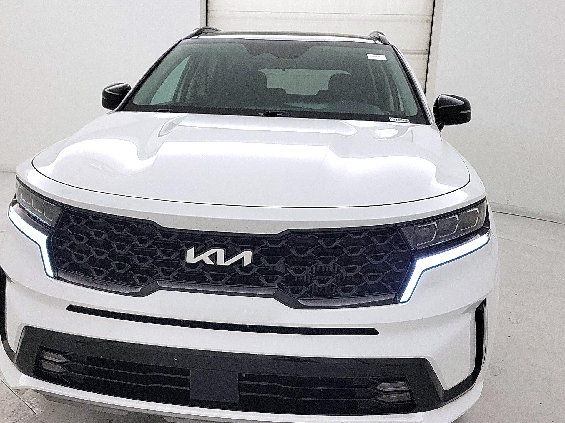 Thumbnail: 2022 Kia Sorento - 2