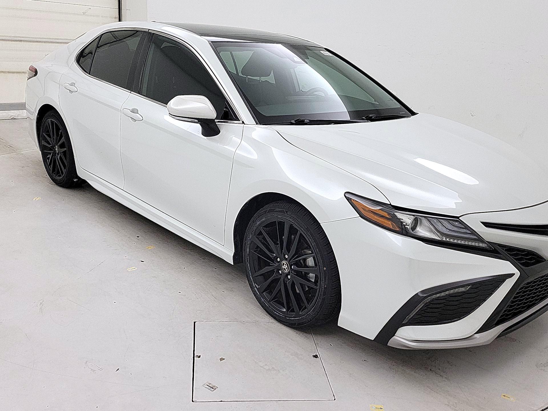 Thumbnail: 2022 Toyota Camry - 1