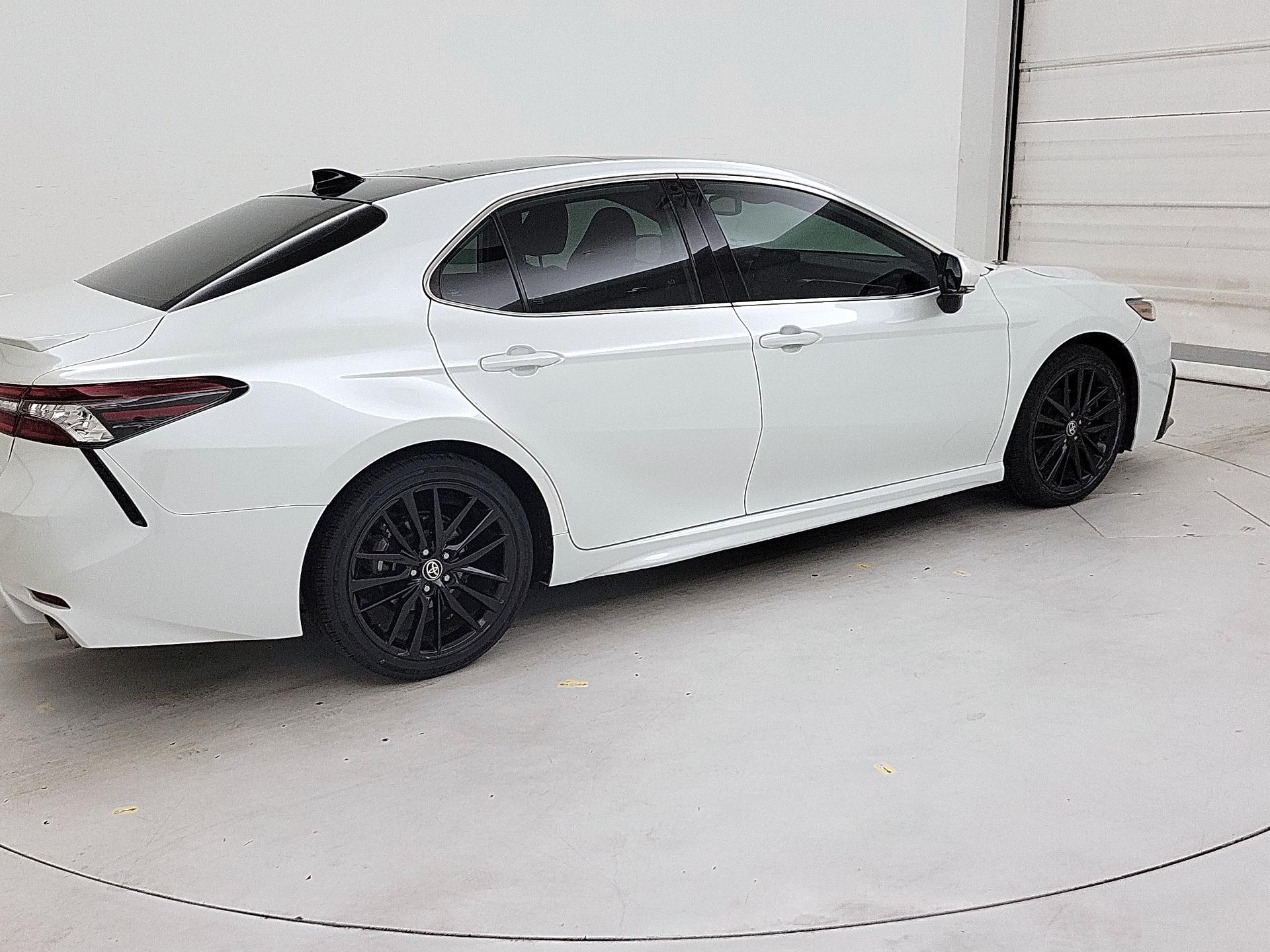 Thumbnail: 2022 Toyota Camry - 5