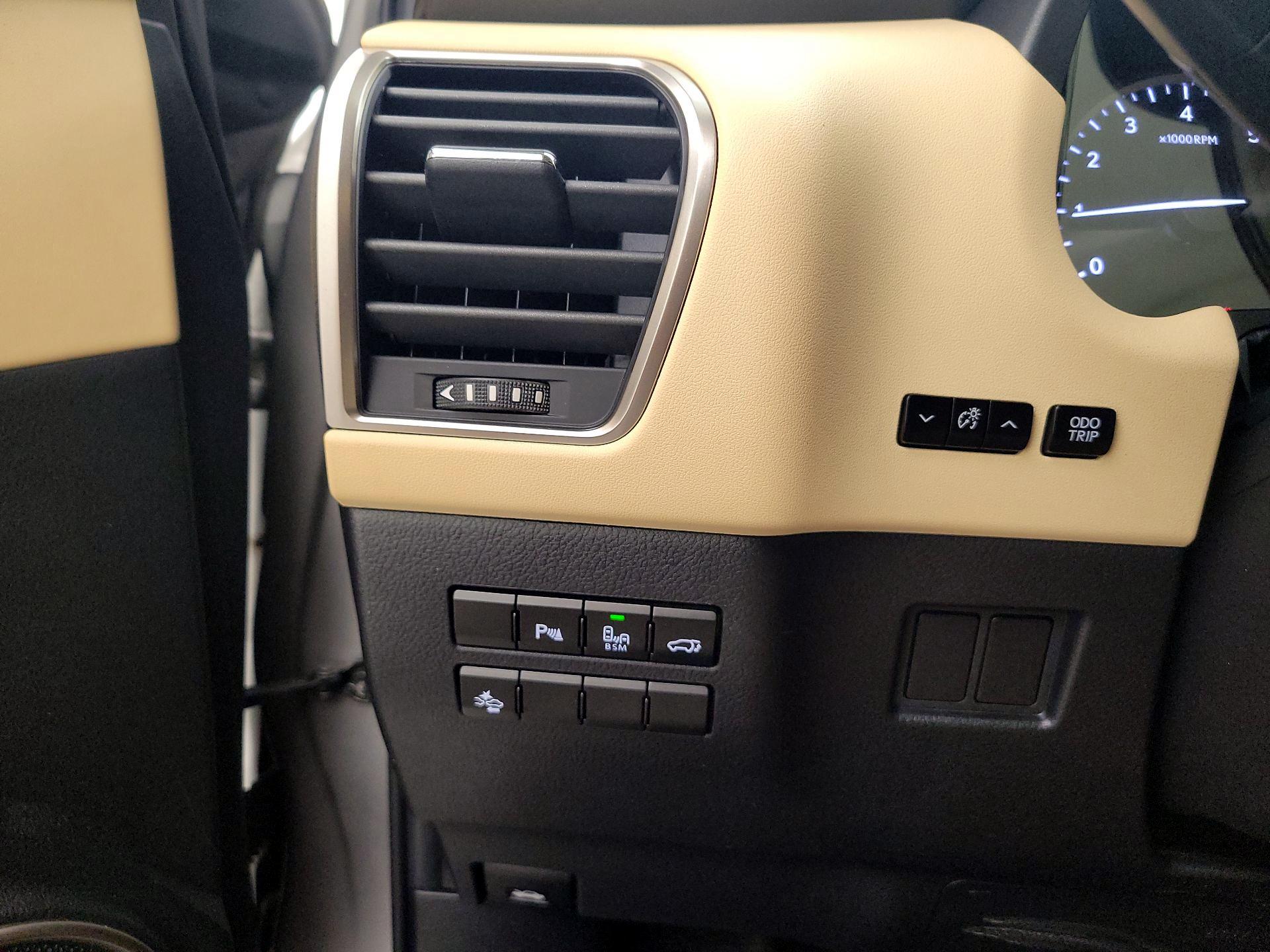 Thumbnail: 2016 Lexus NX - 11