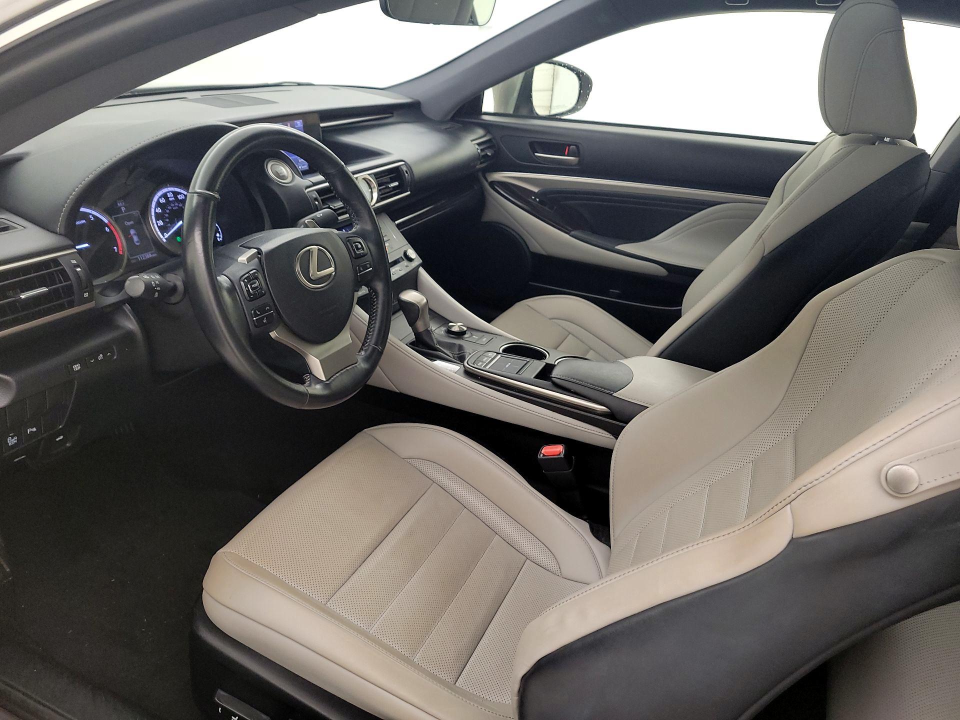 Thumbnail: 2016 Lexus RC - 9