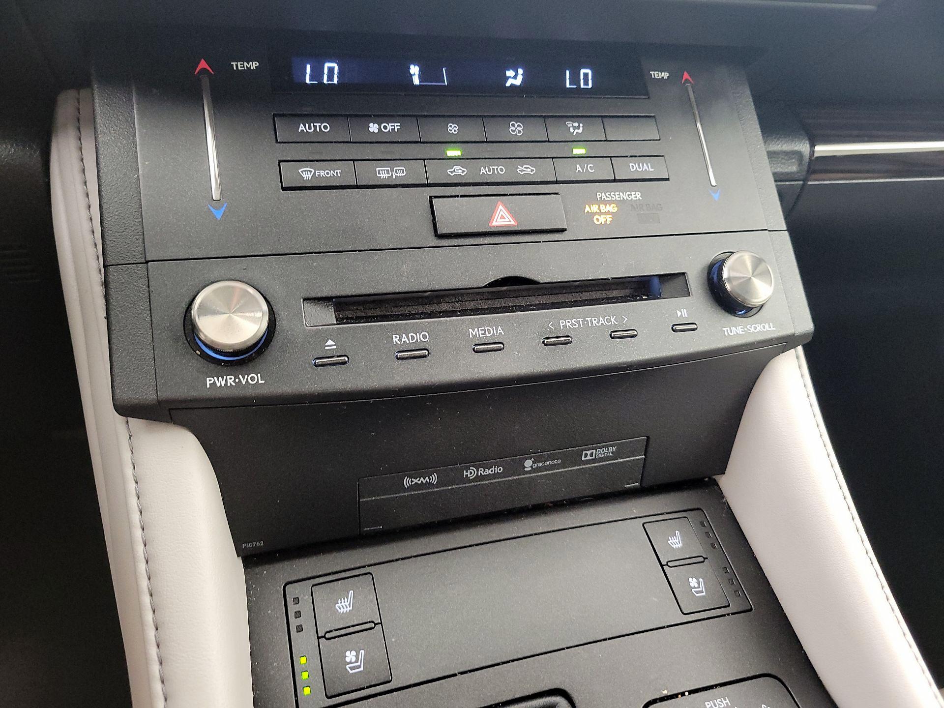 Thumbnail: 2016 Lexus RC - 15