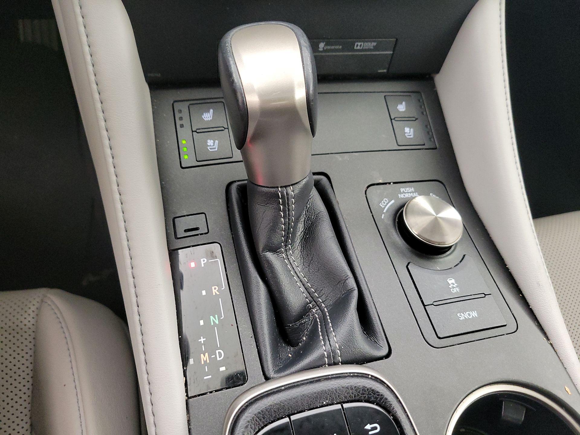 Thumbnail: 2016 Lexus RC - 16