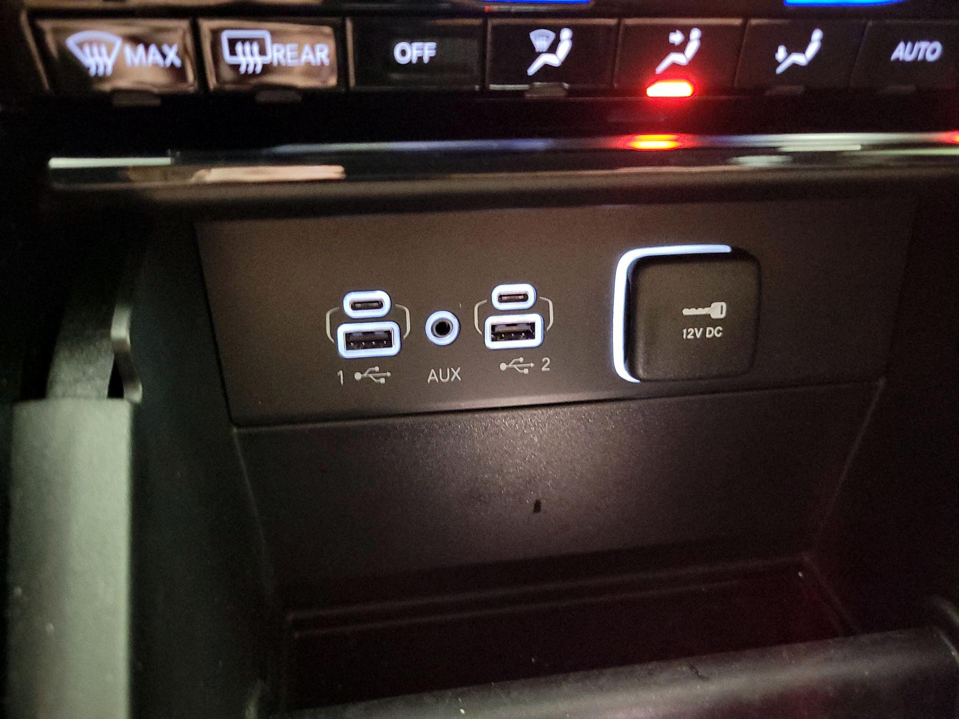 Thumbnail: 2023 Jeep Grand Cherokee - 16