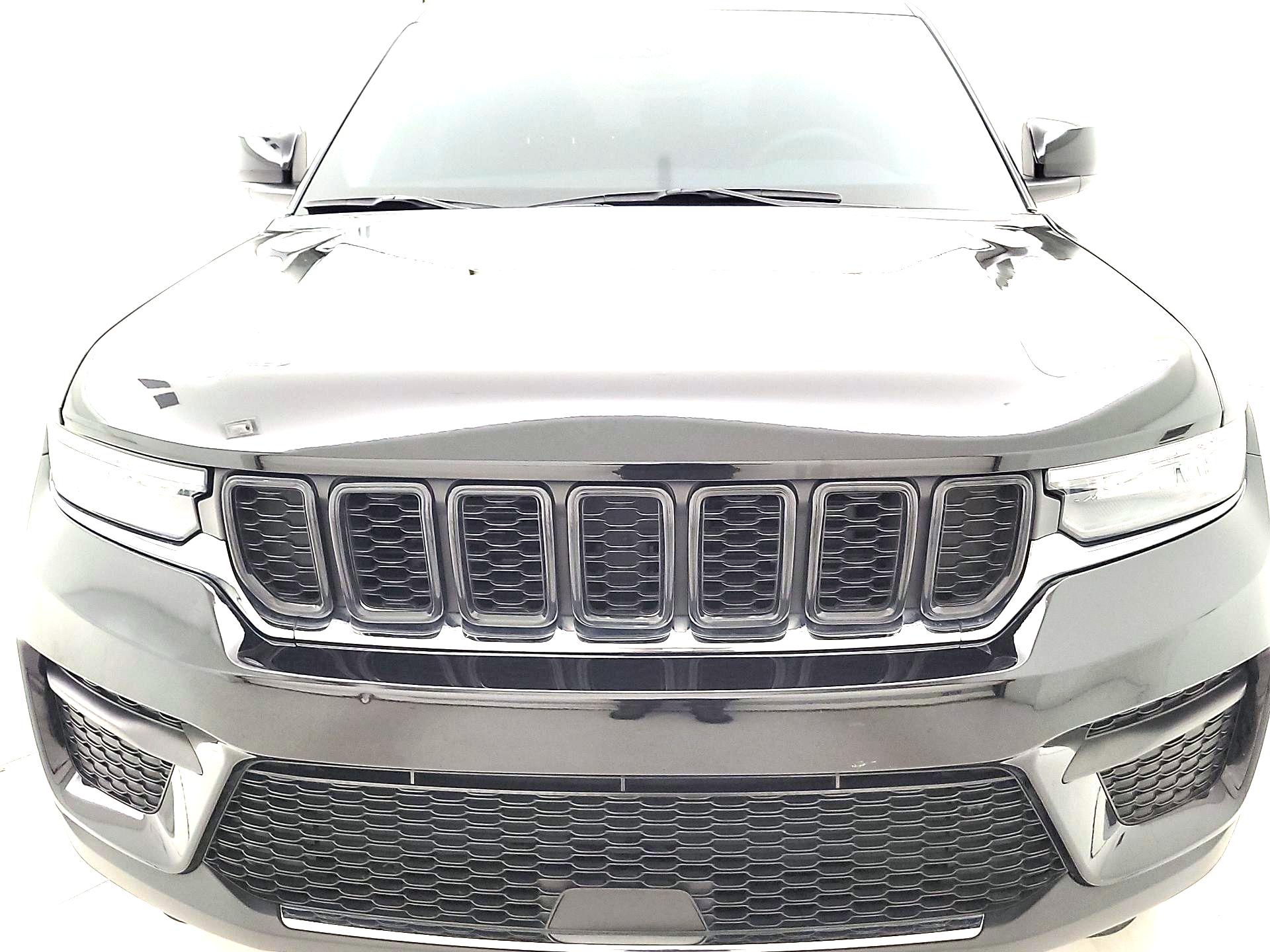 Thumbnail: 2023 Jeep Grand Cherokee - 2
