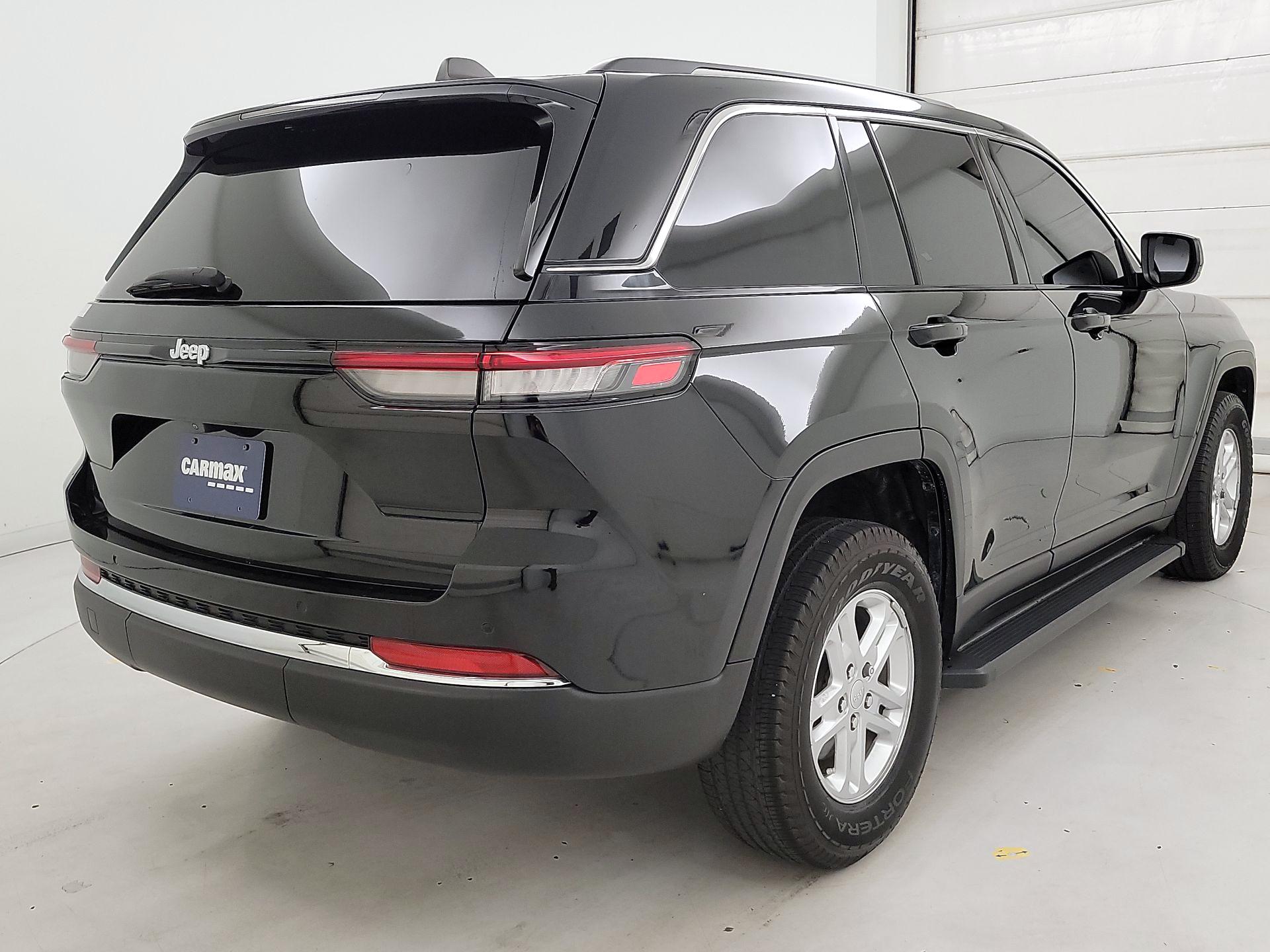 Thumbnail: 2023 Jeep Grand Cherokee - 5