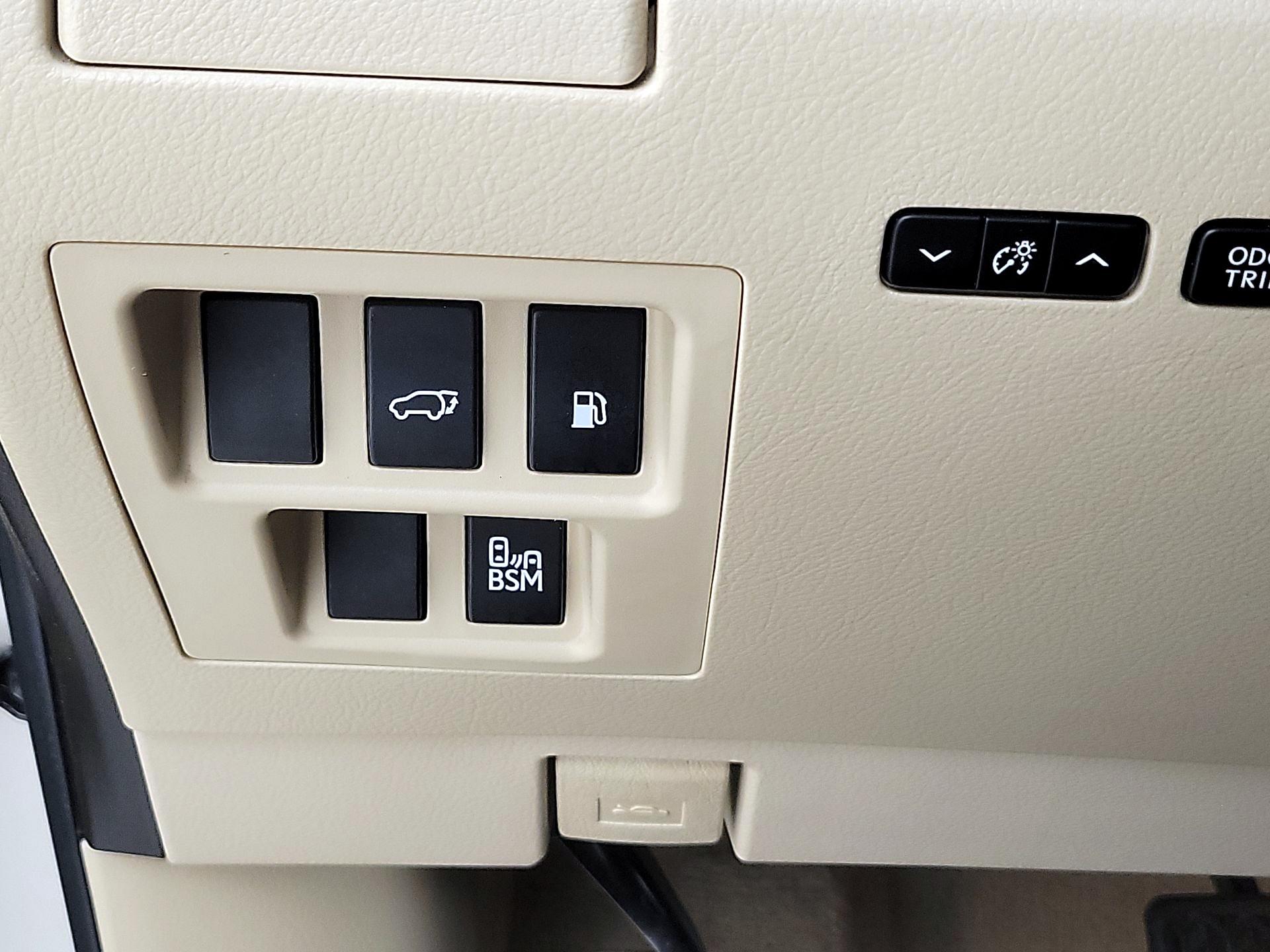 Thumbnail: 2015 Lexus RX - 11