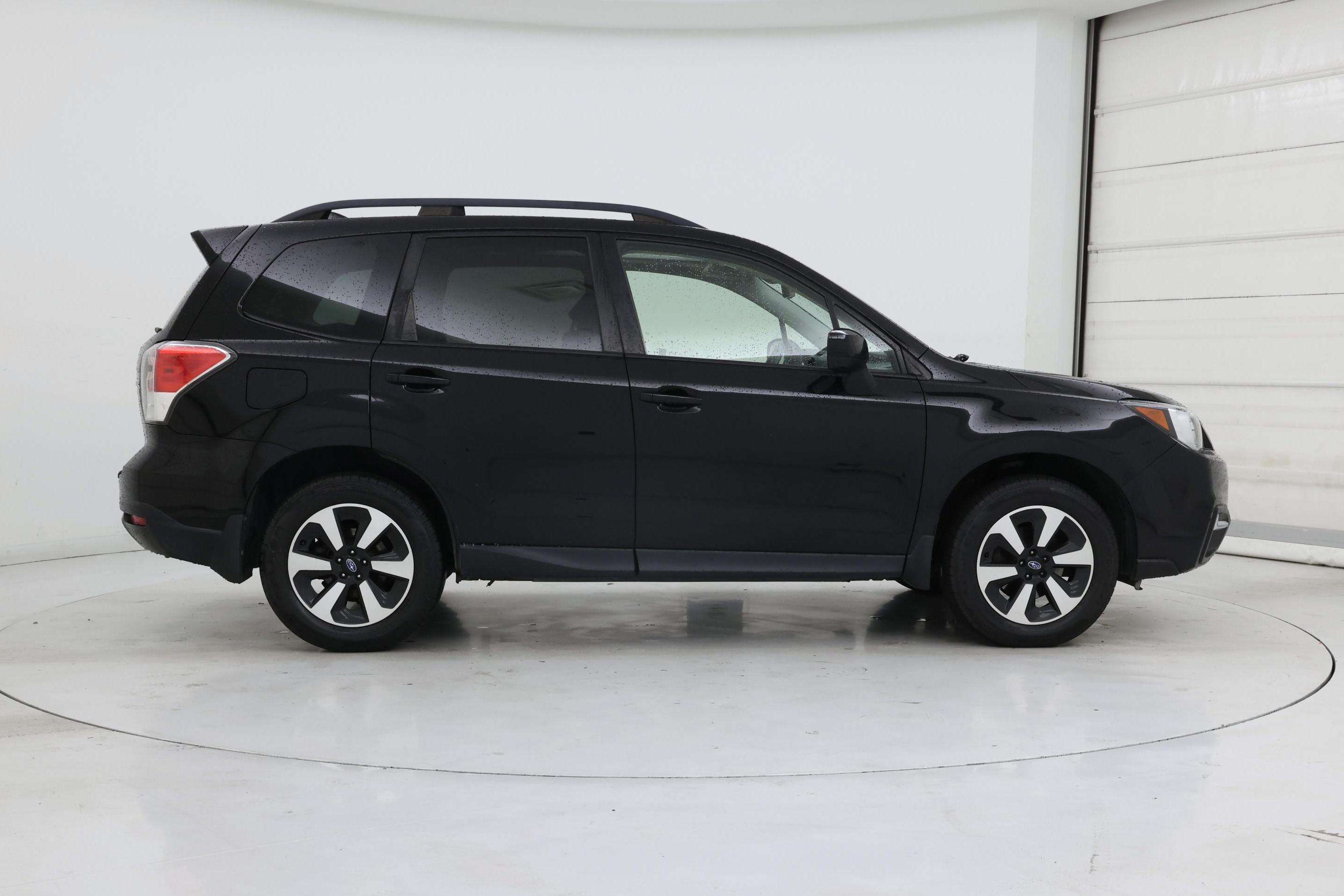 Thumbnail: 2017 Subaru Forester - 7