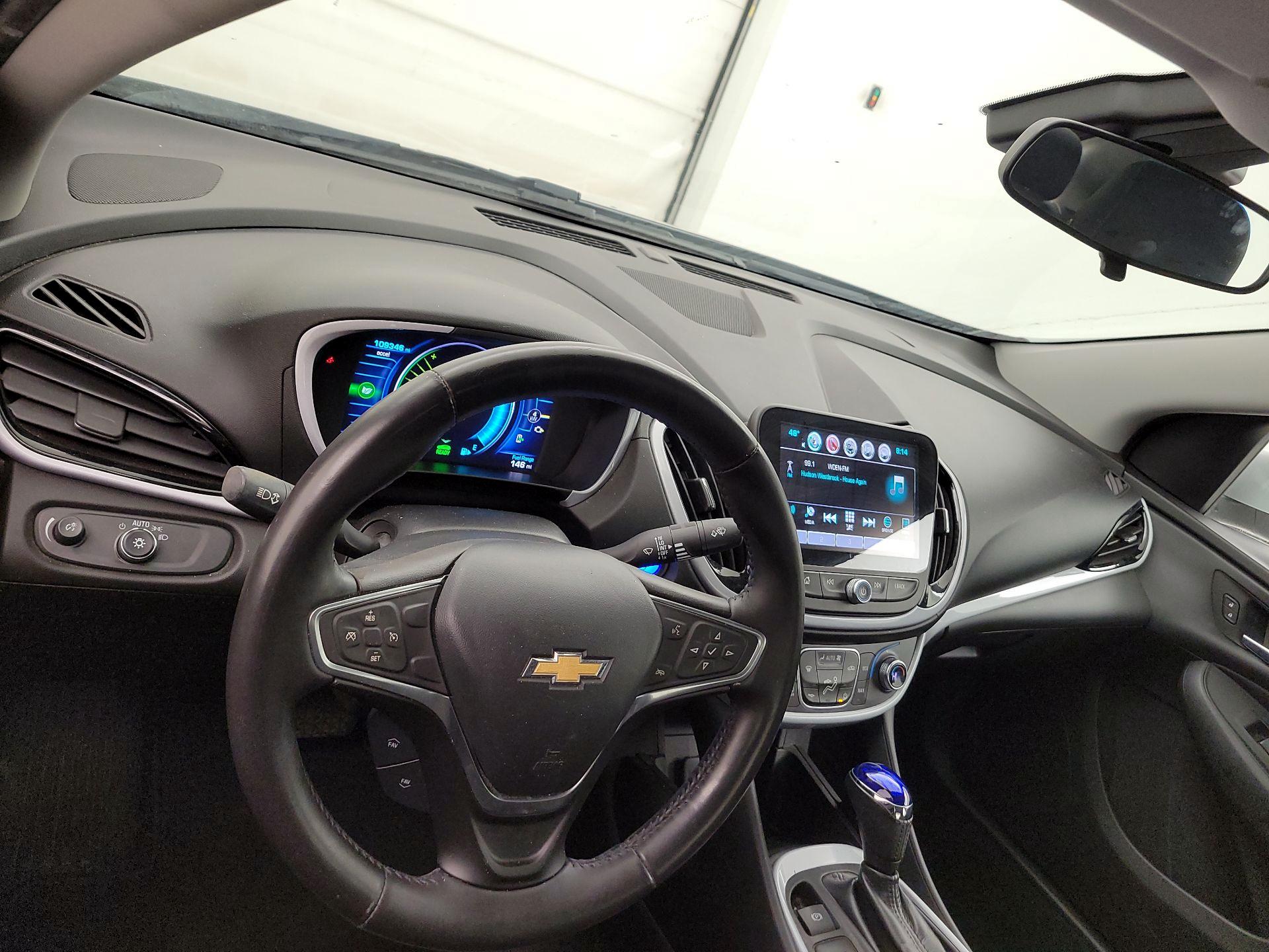 Thumbnail: 2017 Chevrolet Volt - 8