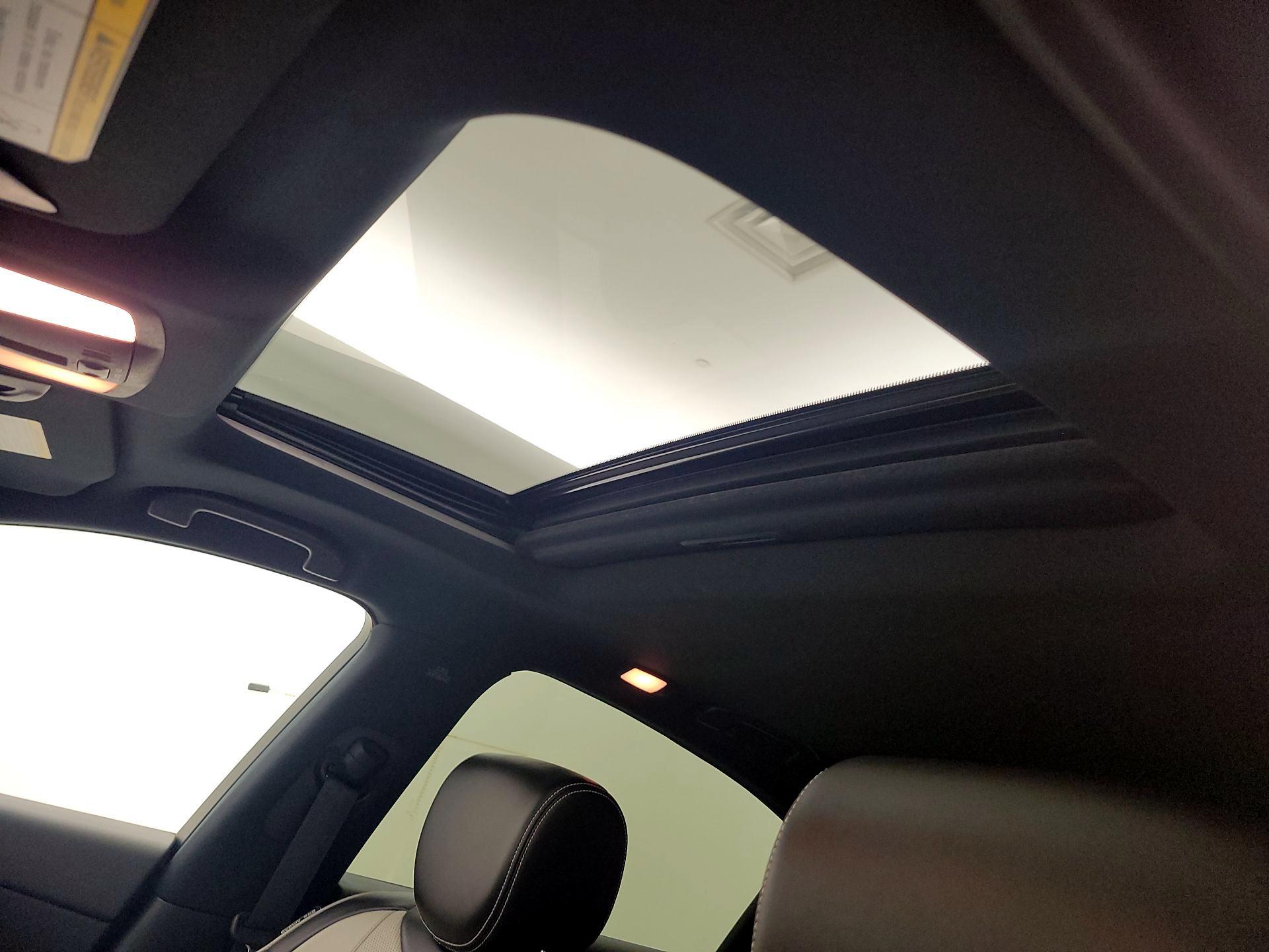 Thumbnail: 2017 INFINITI QX70 - 19