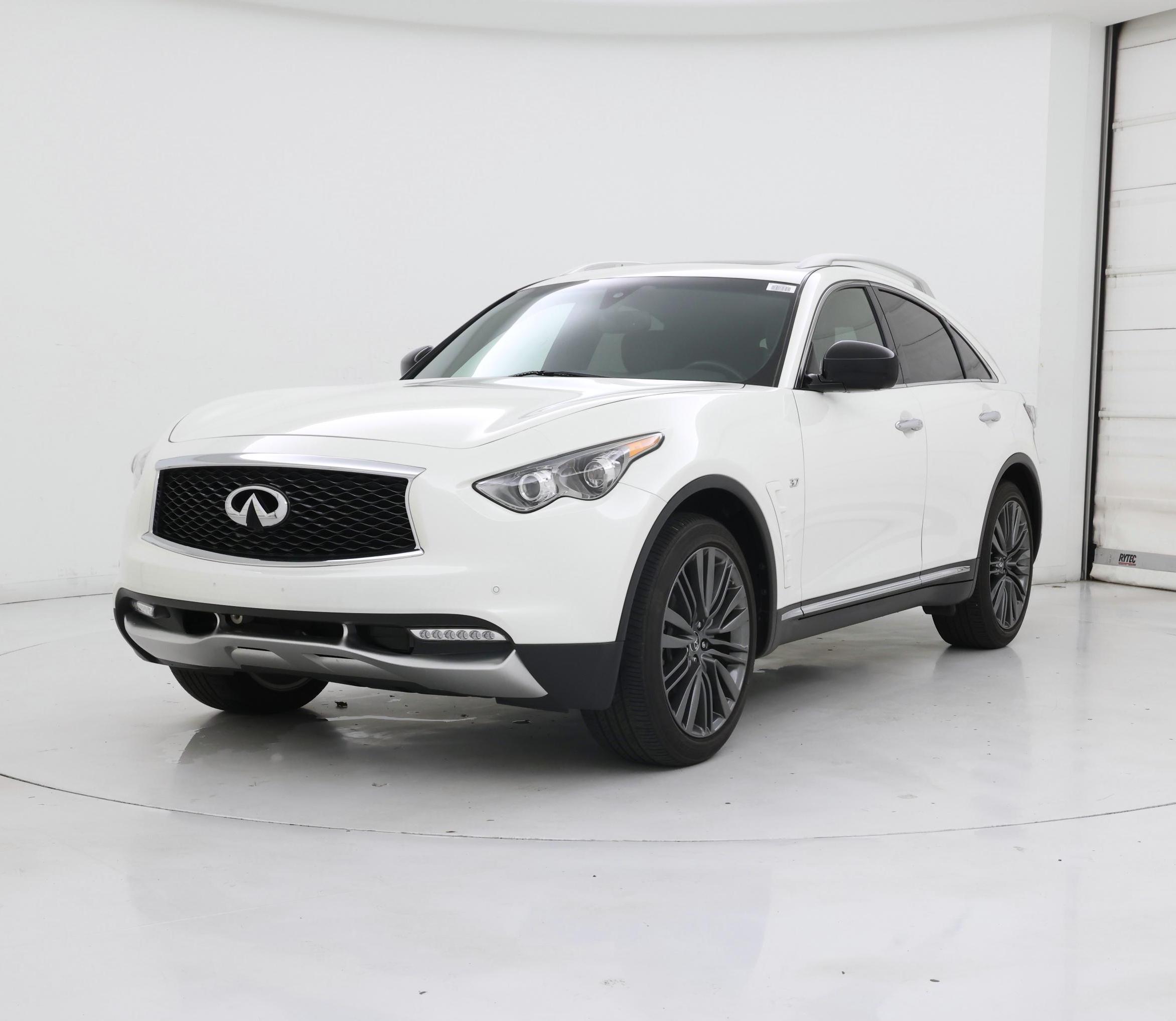 Thumbnail: 2017 INFINITI QX70 - 4