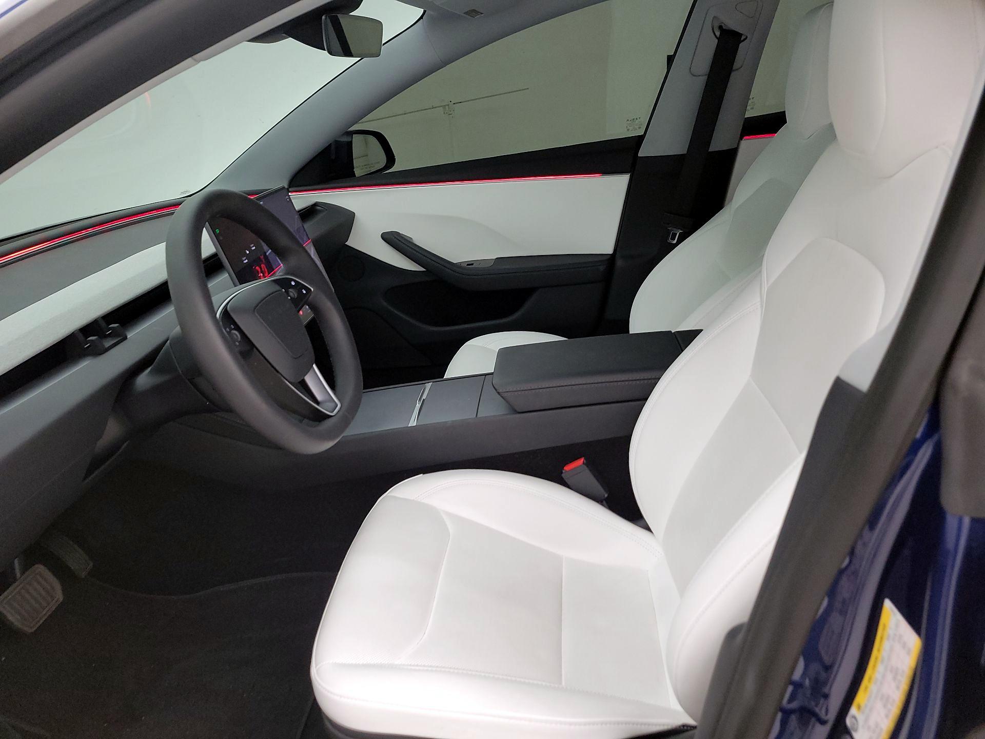 Thumbnail: 2025 Tesla Model 3 - 9