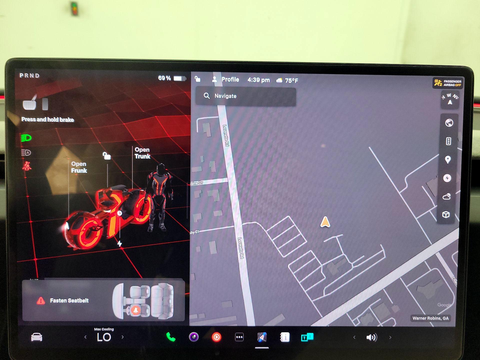 Thumbnail: 2025 Tesla Model 3 - 11