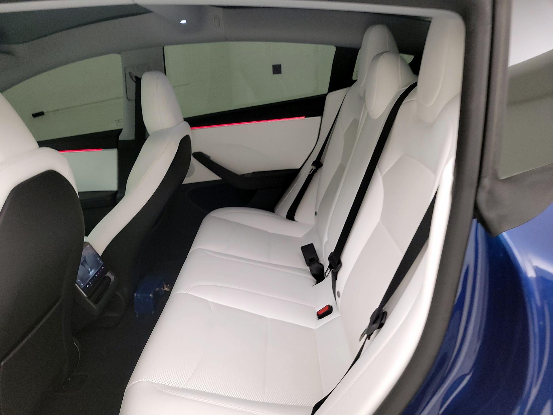 Thumbnail: 2025 Tesla Model 3 - 18