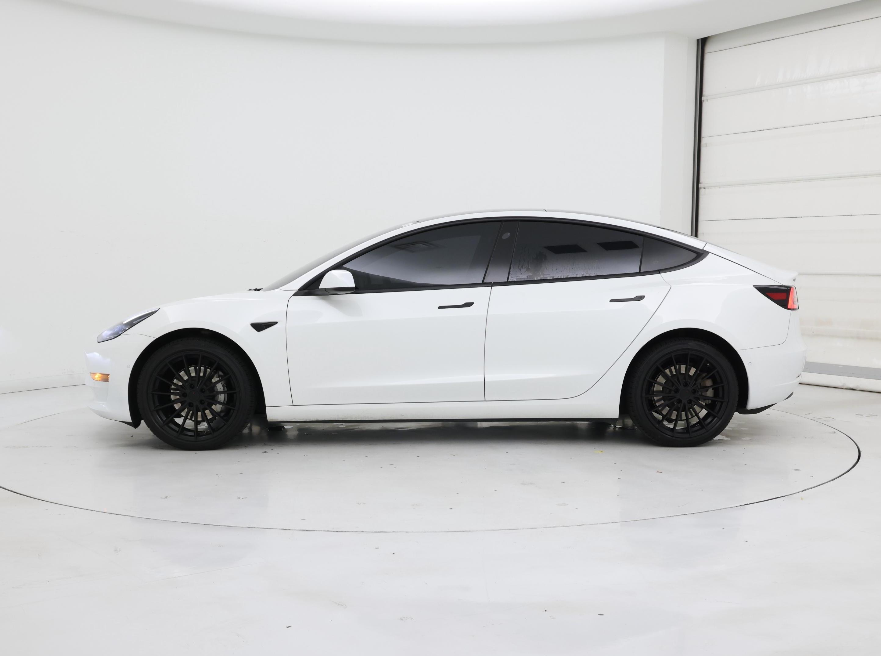 Thumbnail: 2021 Tesla Model 3 - 3