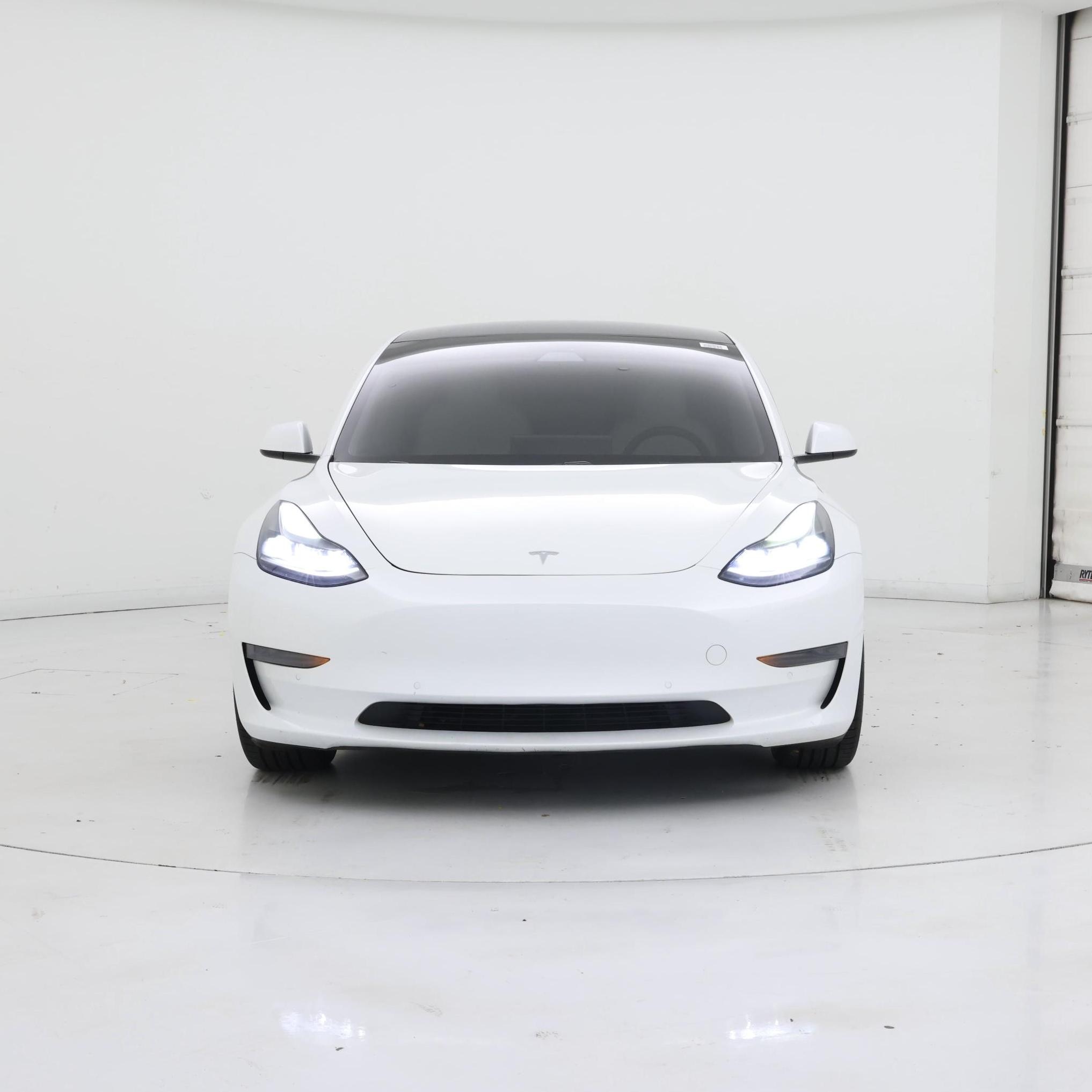 Thumbnail: 2021 Tesla Model 3 - 5