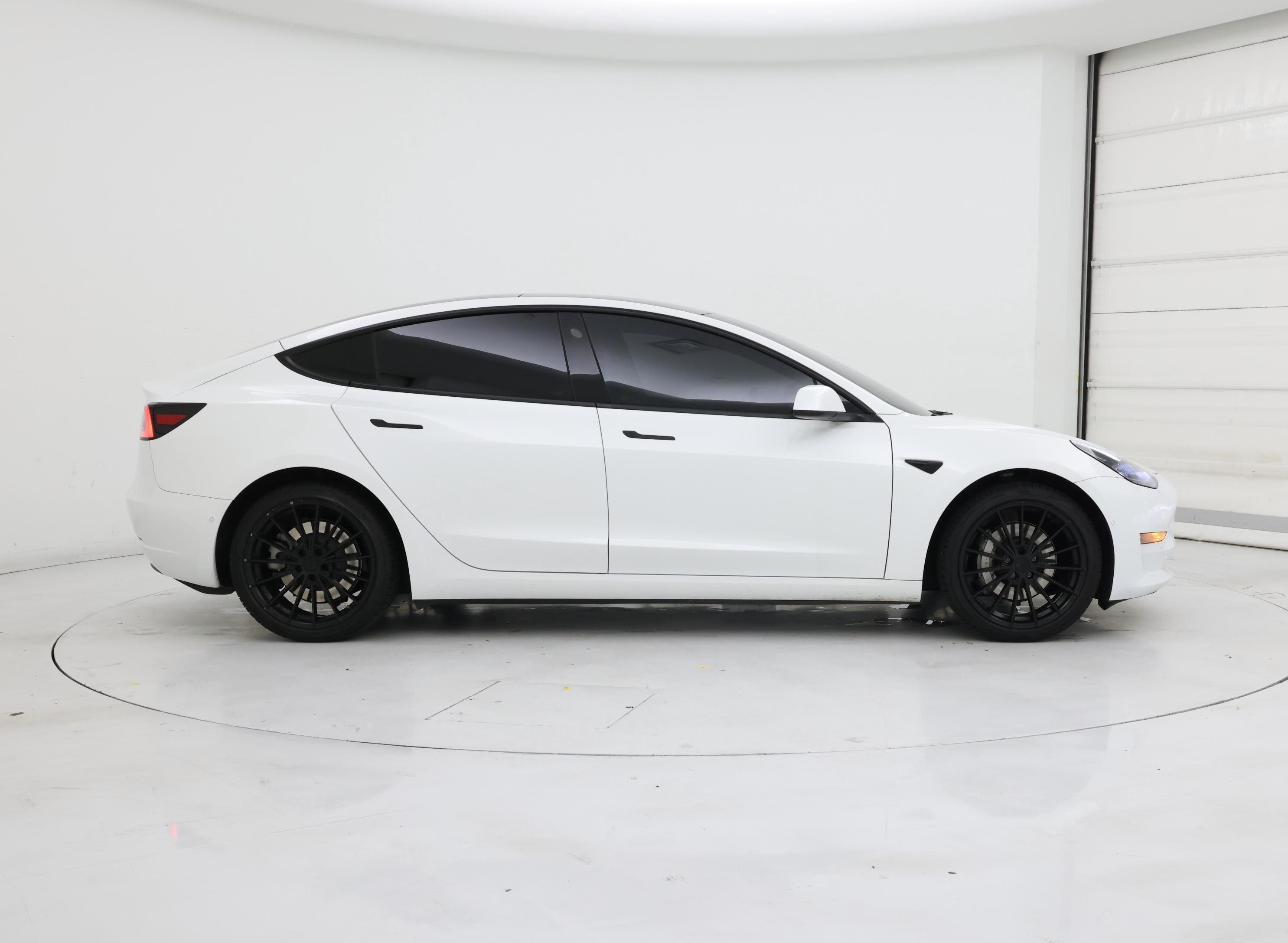 Thumbnail: 2021 Tesla Model 3 - 7