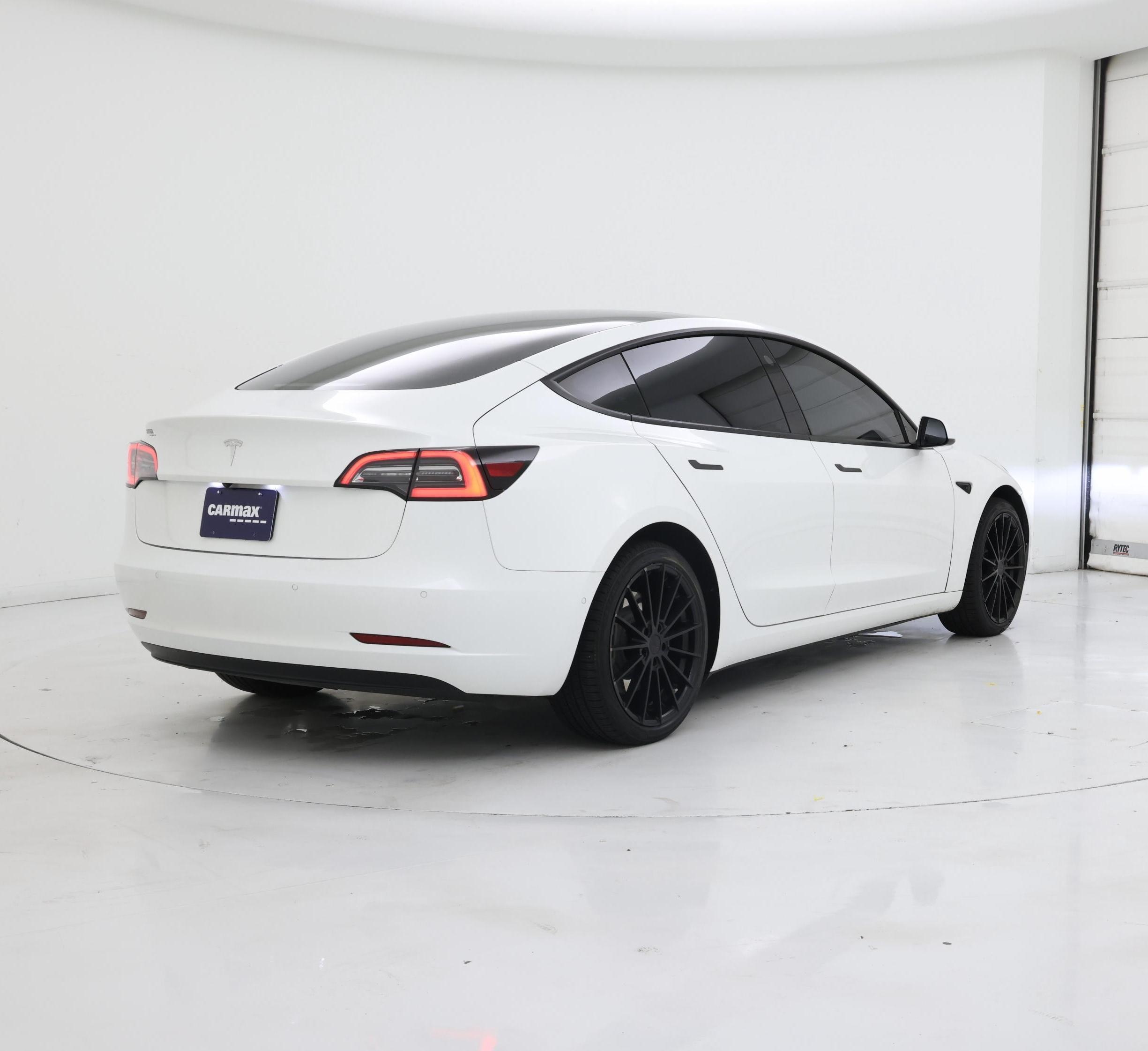 Thumbnail: 2021 Tesla Model 3 - 8