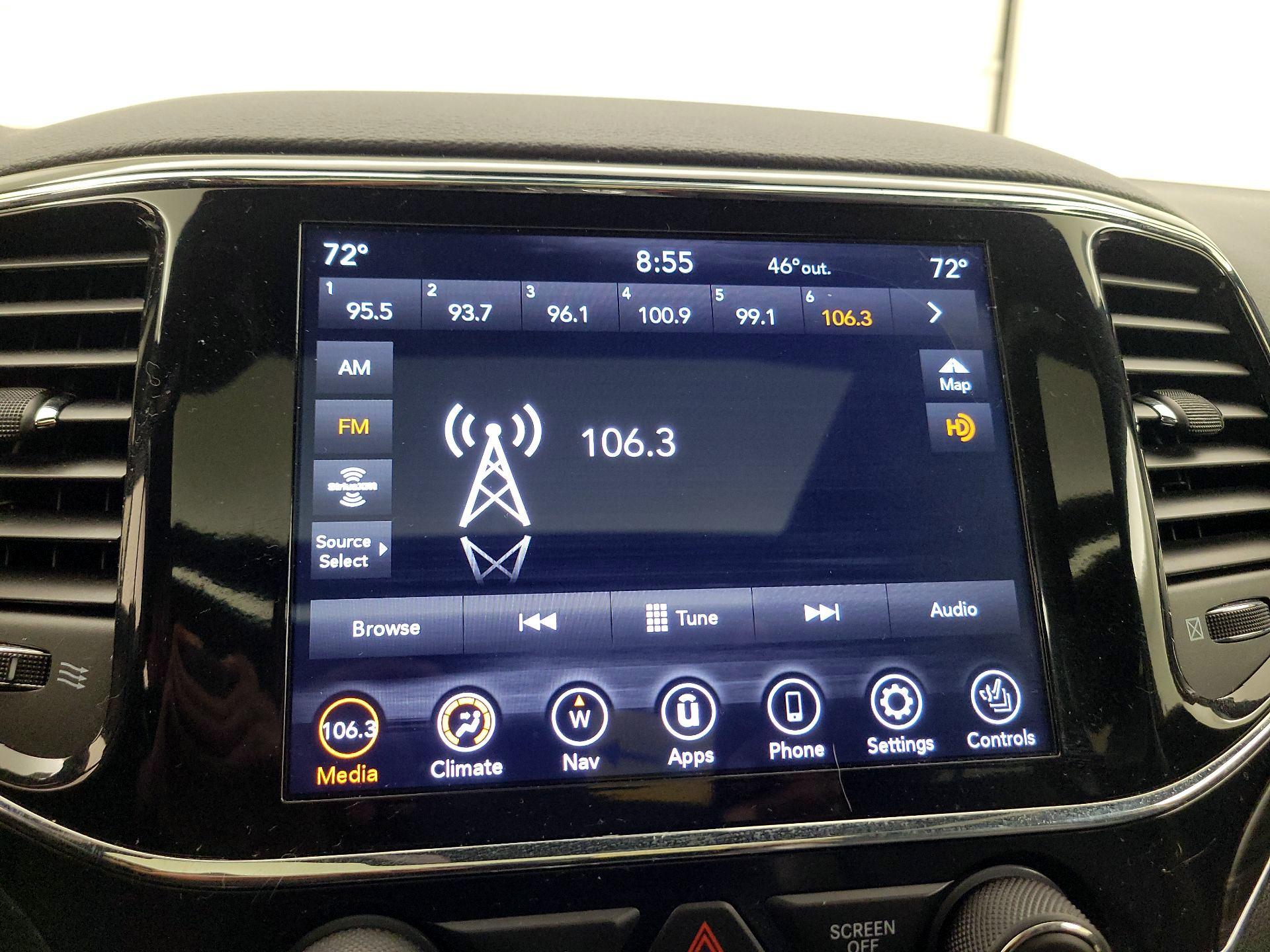 Thumbnail: 2021 Jeep Grand Cherokee - 16