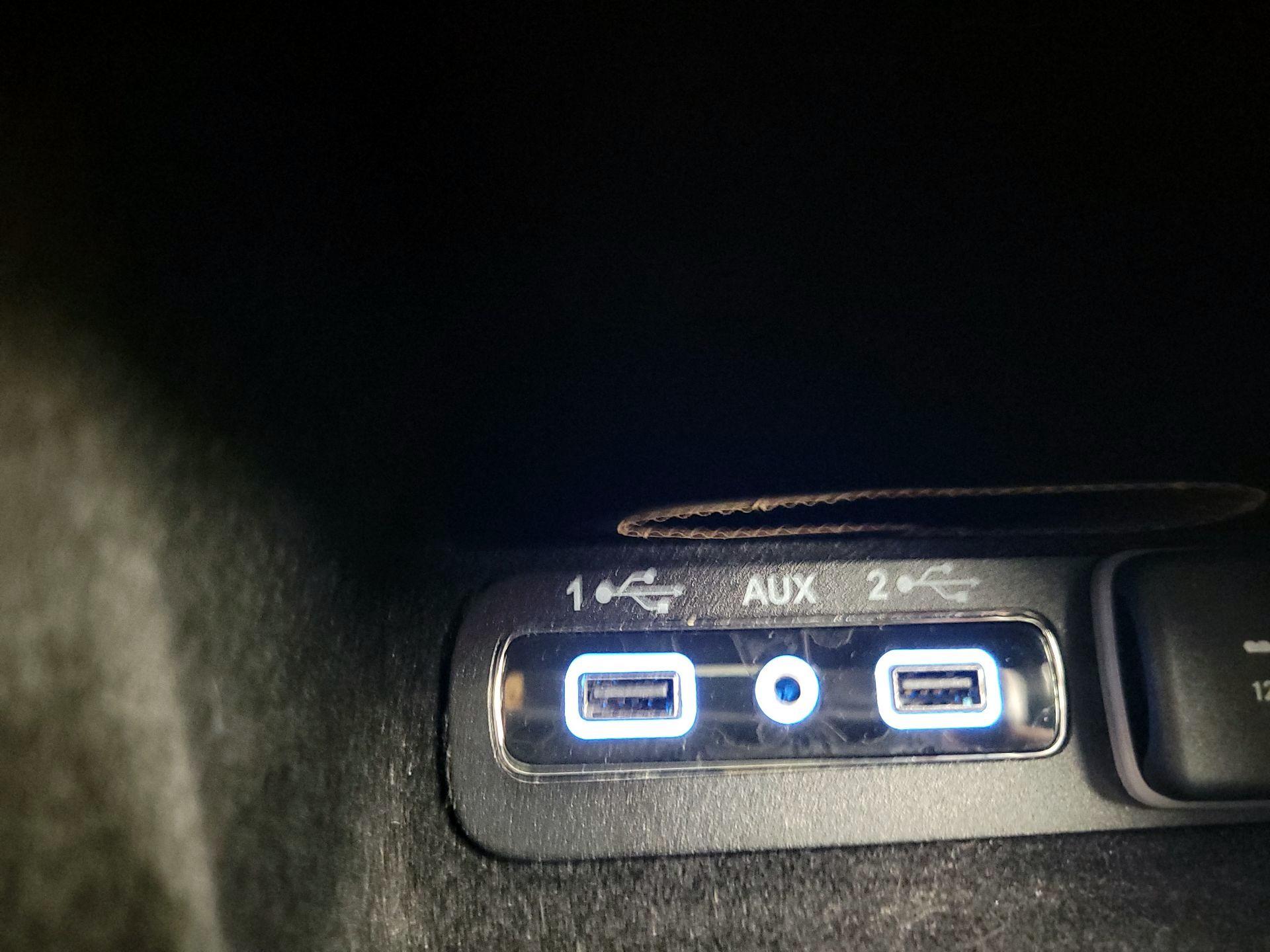 Thumbnail: 2021 Jeep Grand Cherokee - 19